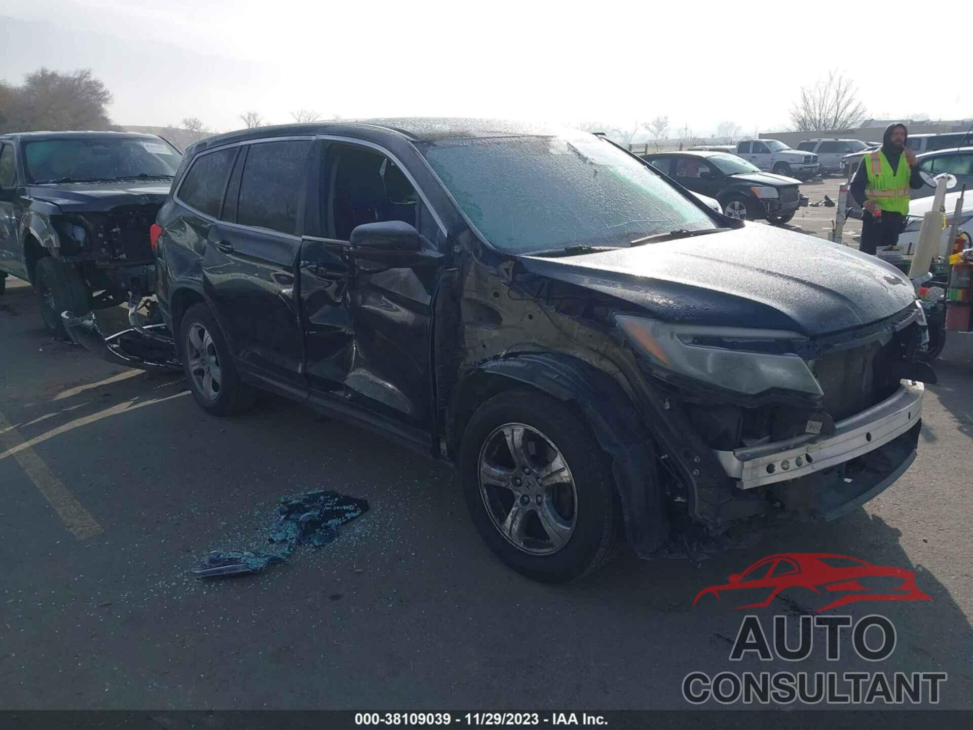 HONDA PILOT 2016 - 5FNYF6H51GB027028