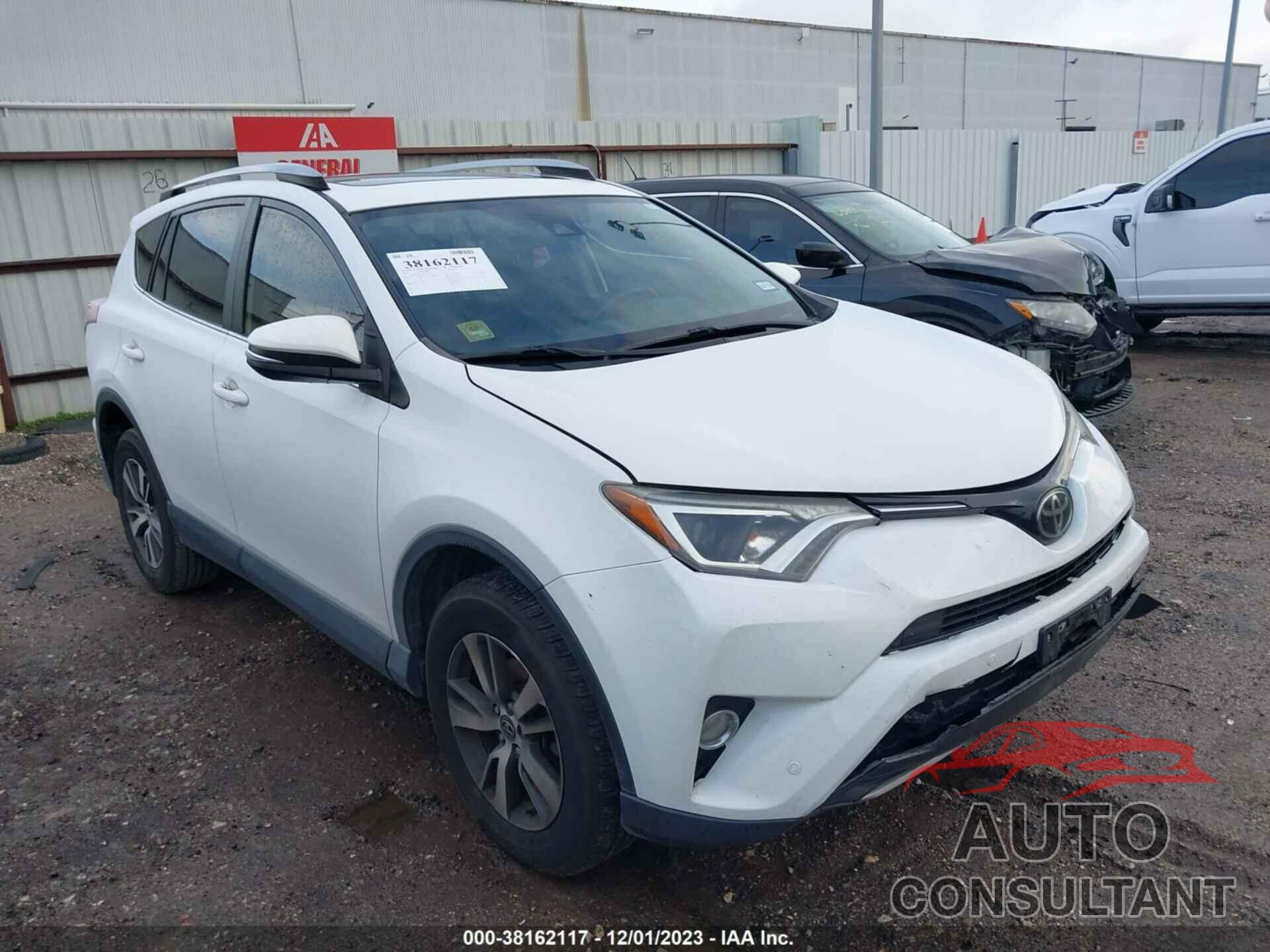 TOYOTA RAV4 2018 - JTMWFREV8JD128420