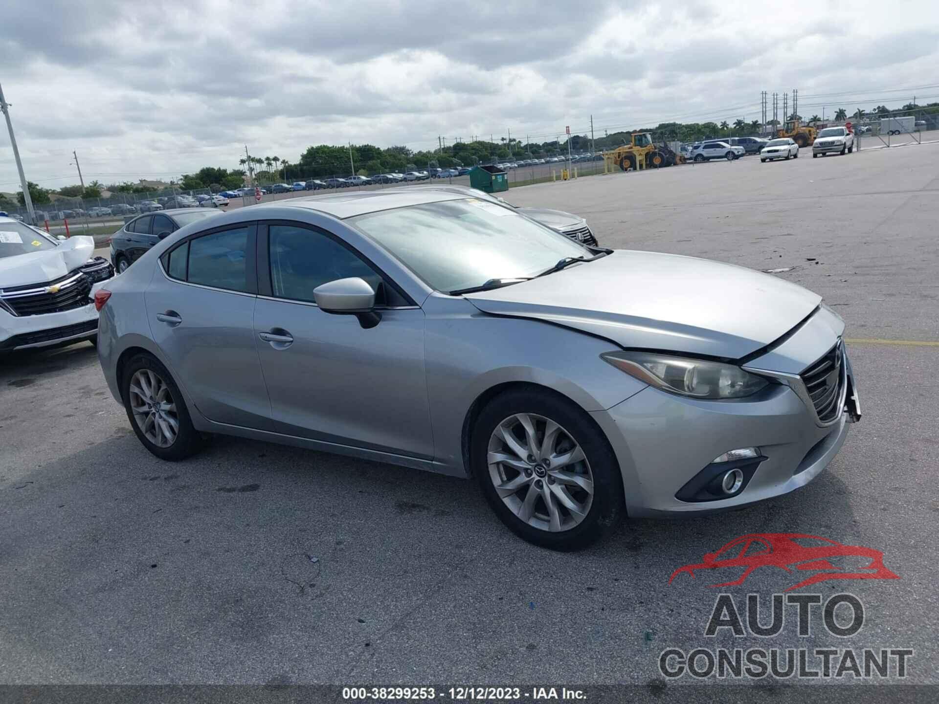 MAZDA MAZDA3 2016 - JM1BM1W30G1298333