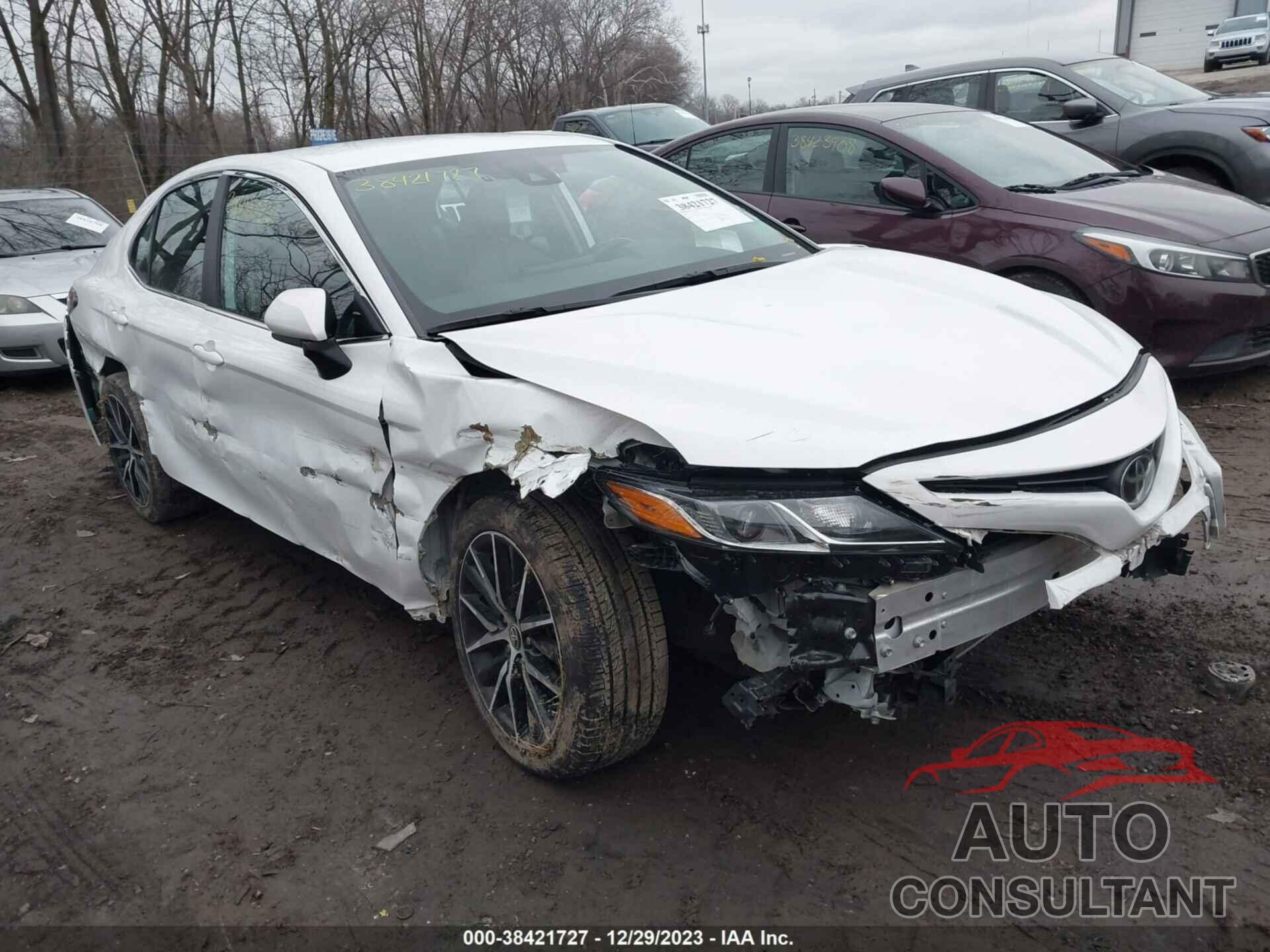 TOYOTA CAMRY 2021 - 4T1G11AK3MU585927