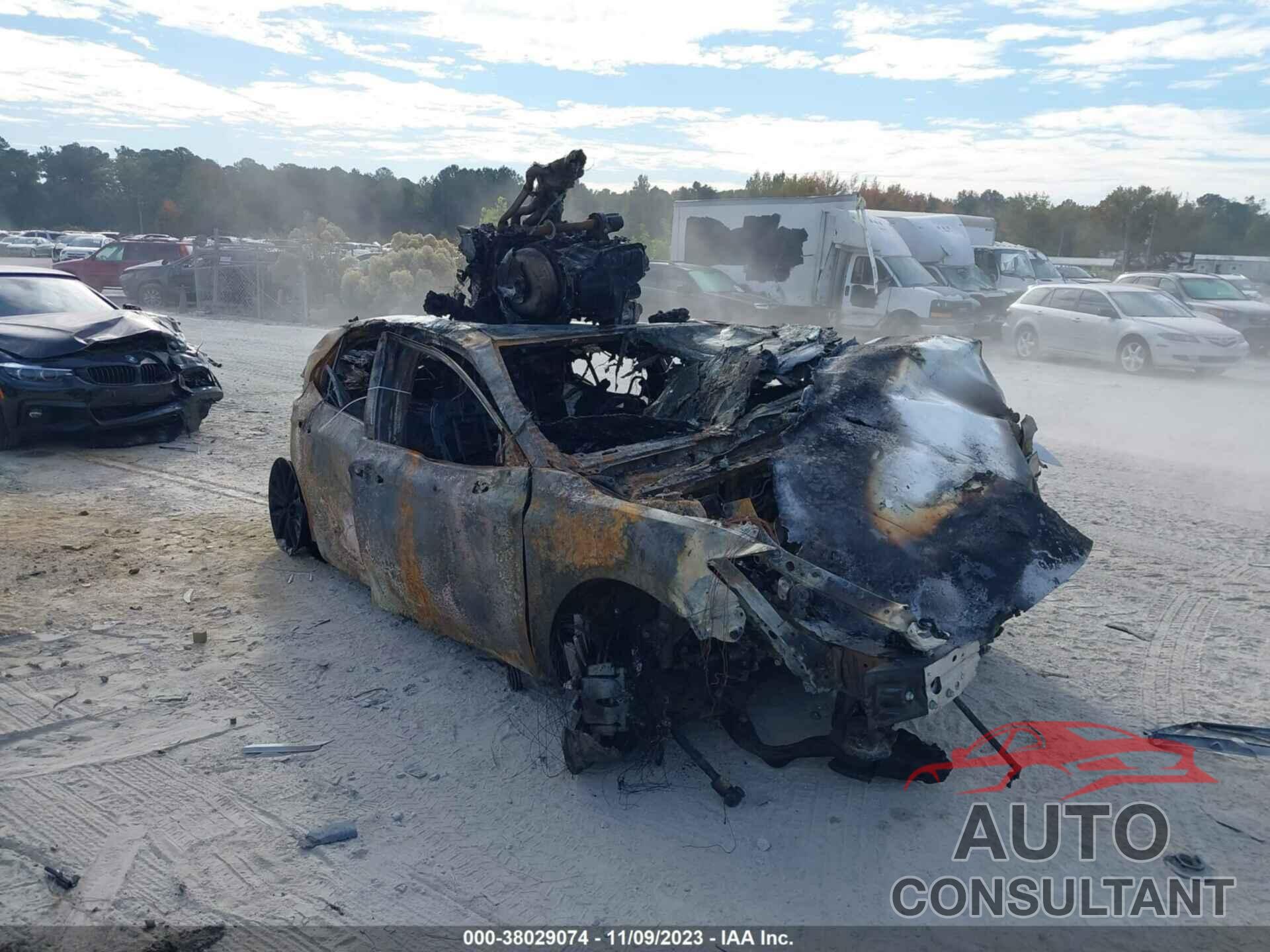 TOYOTA CAMRY 2021 - 4T1G11AK2MU474916