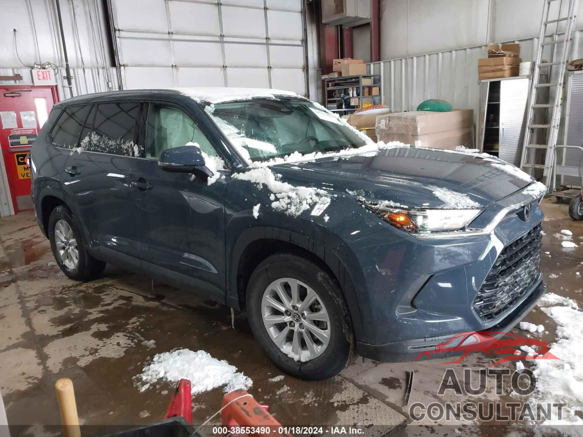 TOYOTA GRAND HIGHLANDER 2024 - 5TDAAAB52RS007235