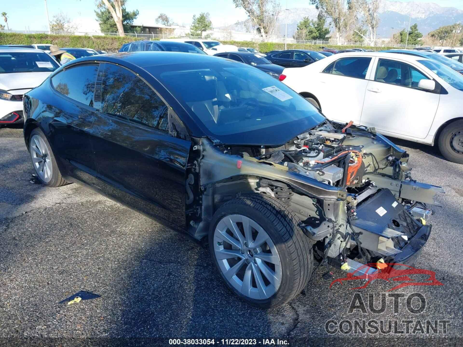 TESLA MODEL 3 2021 - 5YJ3E1EB1MF010106