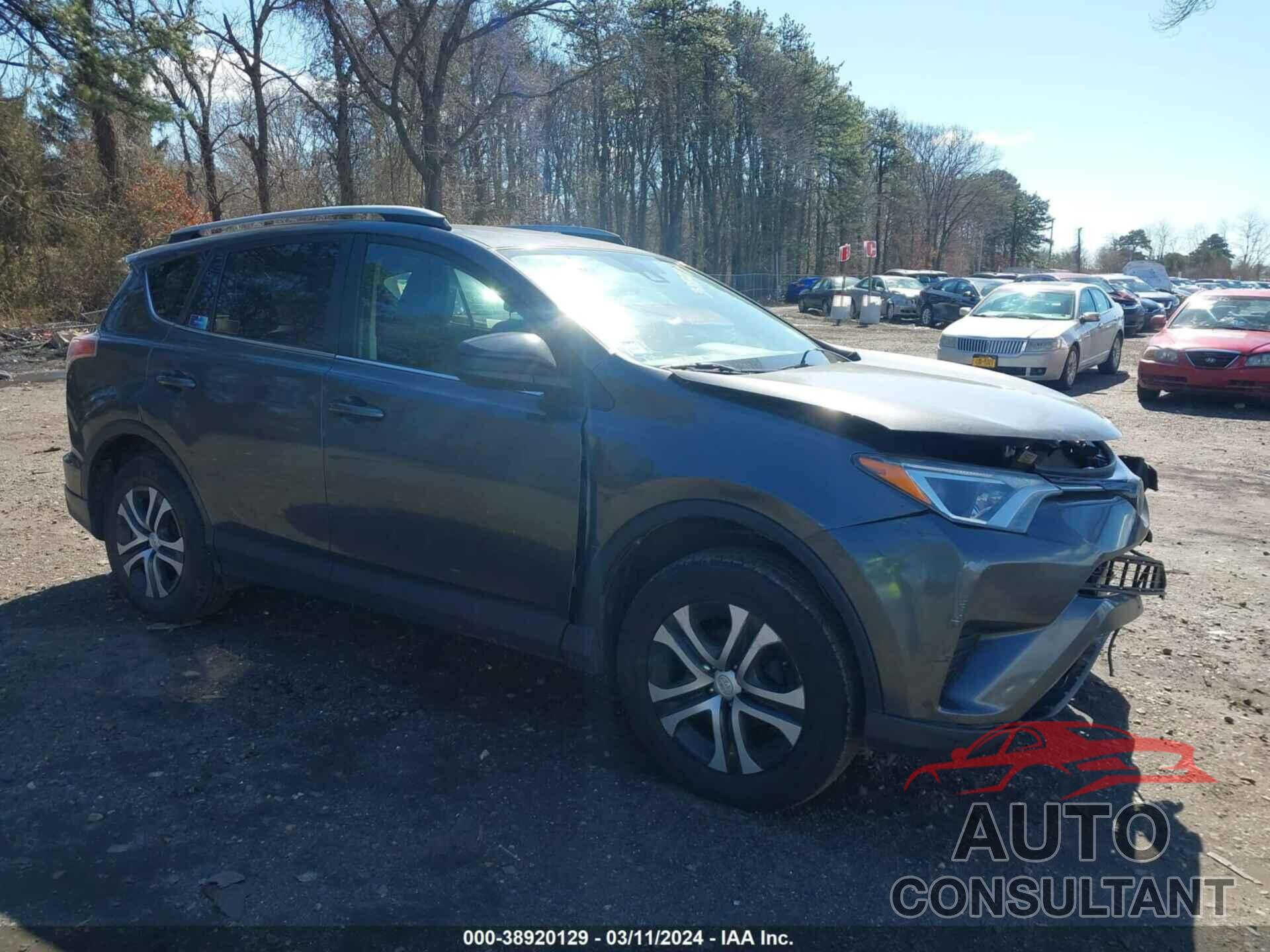 TOYOTA RAV4 2017 - JTMBFREV1HJ119942