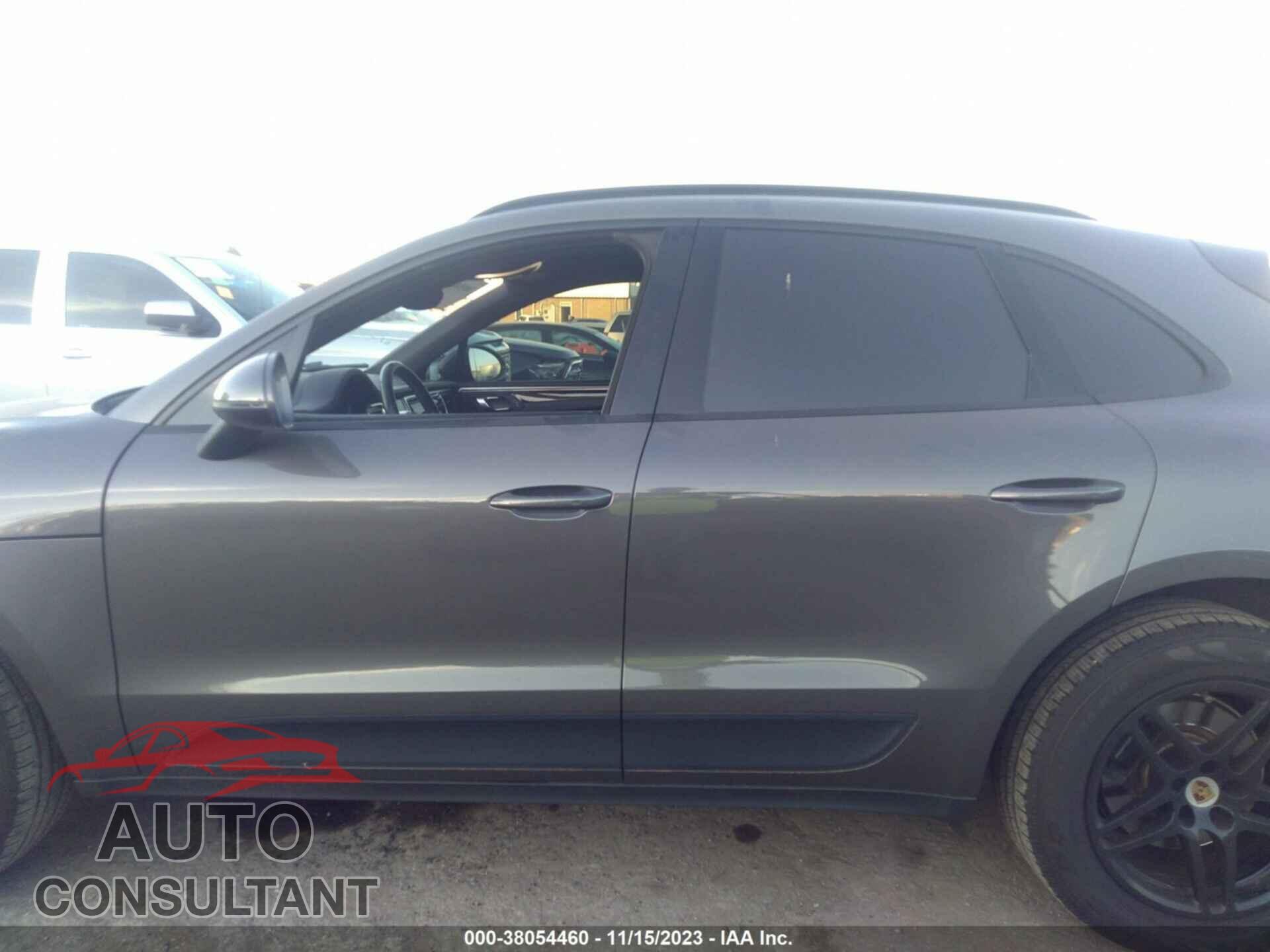 PORSCHE MACAN 2017 - WP1AA2A54HLB08816