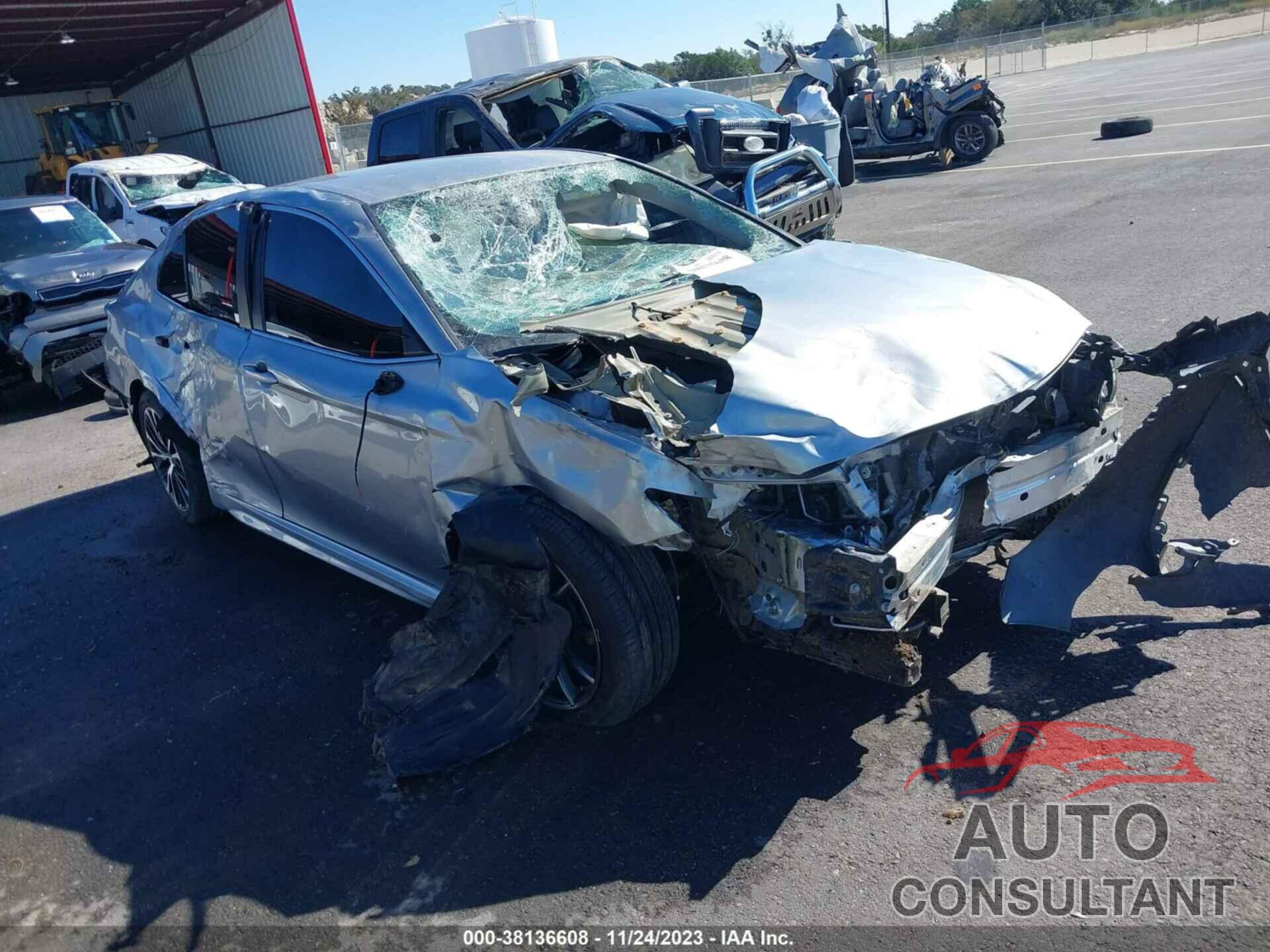 TOYOTA CAMRY 2019 - 4T1B11HK3KU733748