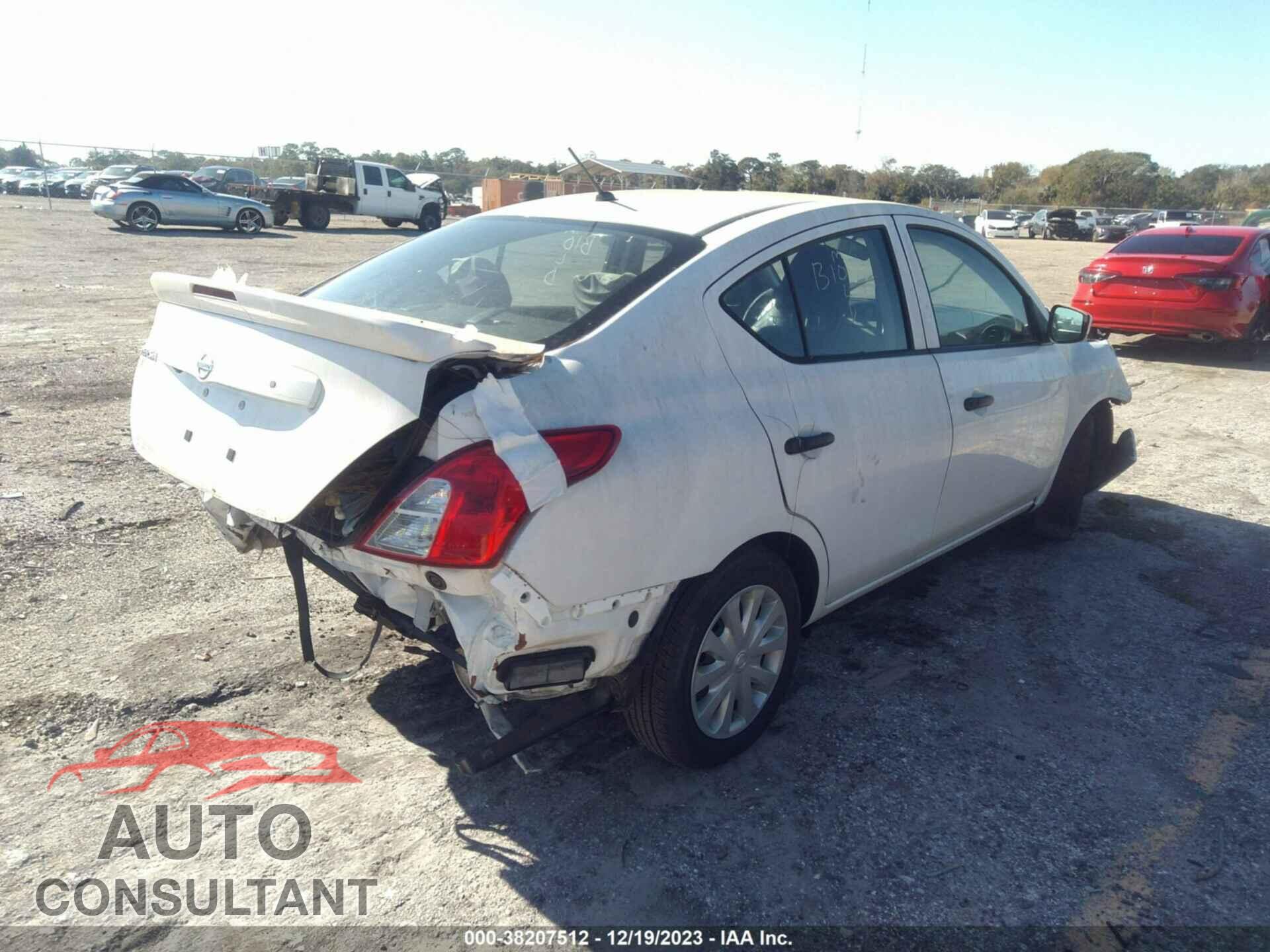 NISSAN VERSA 2019 - 3N1CN7AP3KL813022