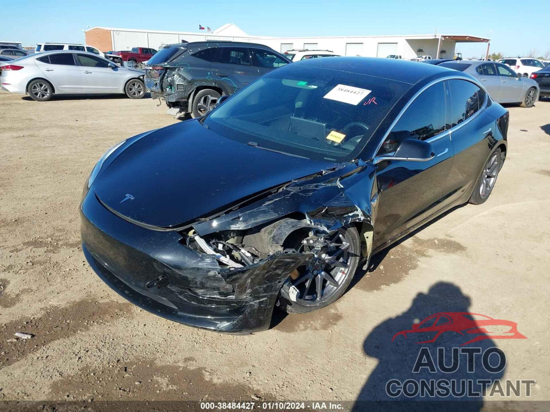 TESLA MODEL 3 2018 - 5YJ3E1EA5JF151795