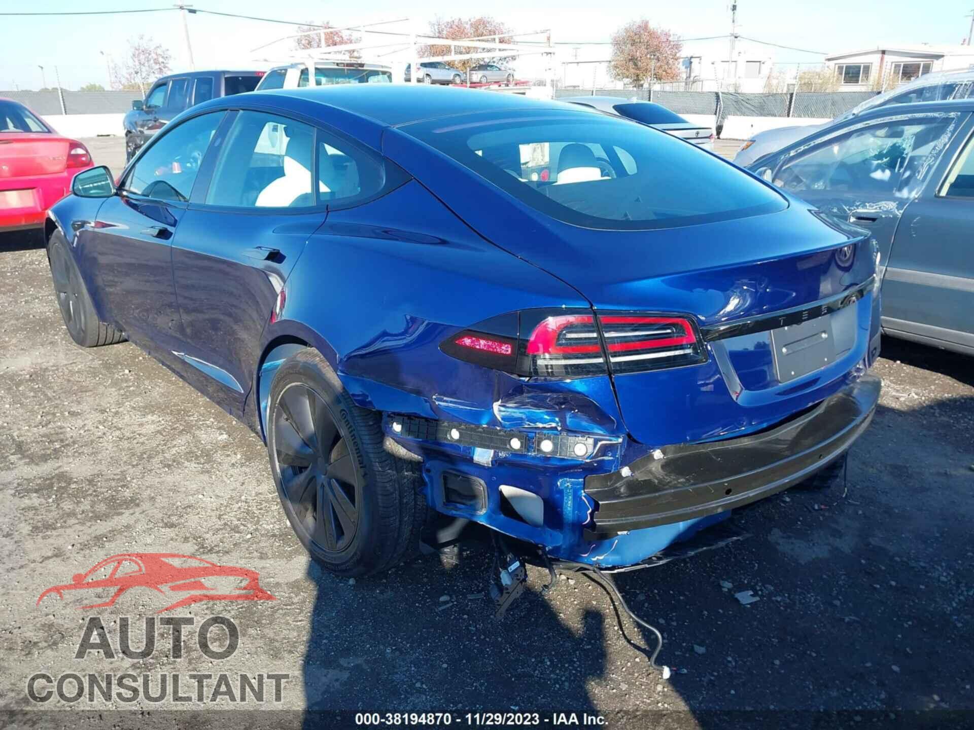 TESLA MODEL S 2023 - 5YJSA1E5XPF522811
