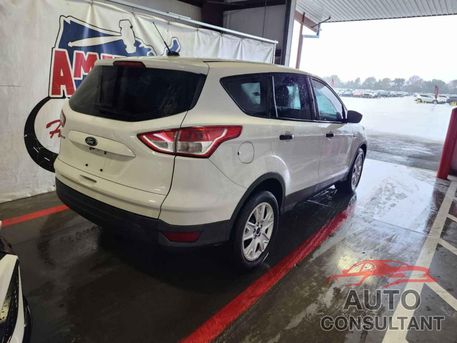 FORD ESCAPE 2016 - 1FMCU0F79GUB40133