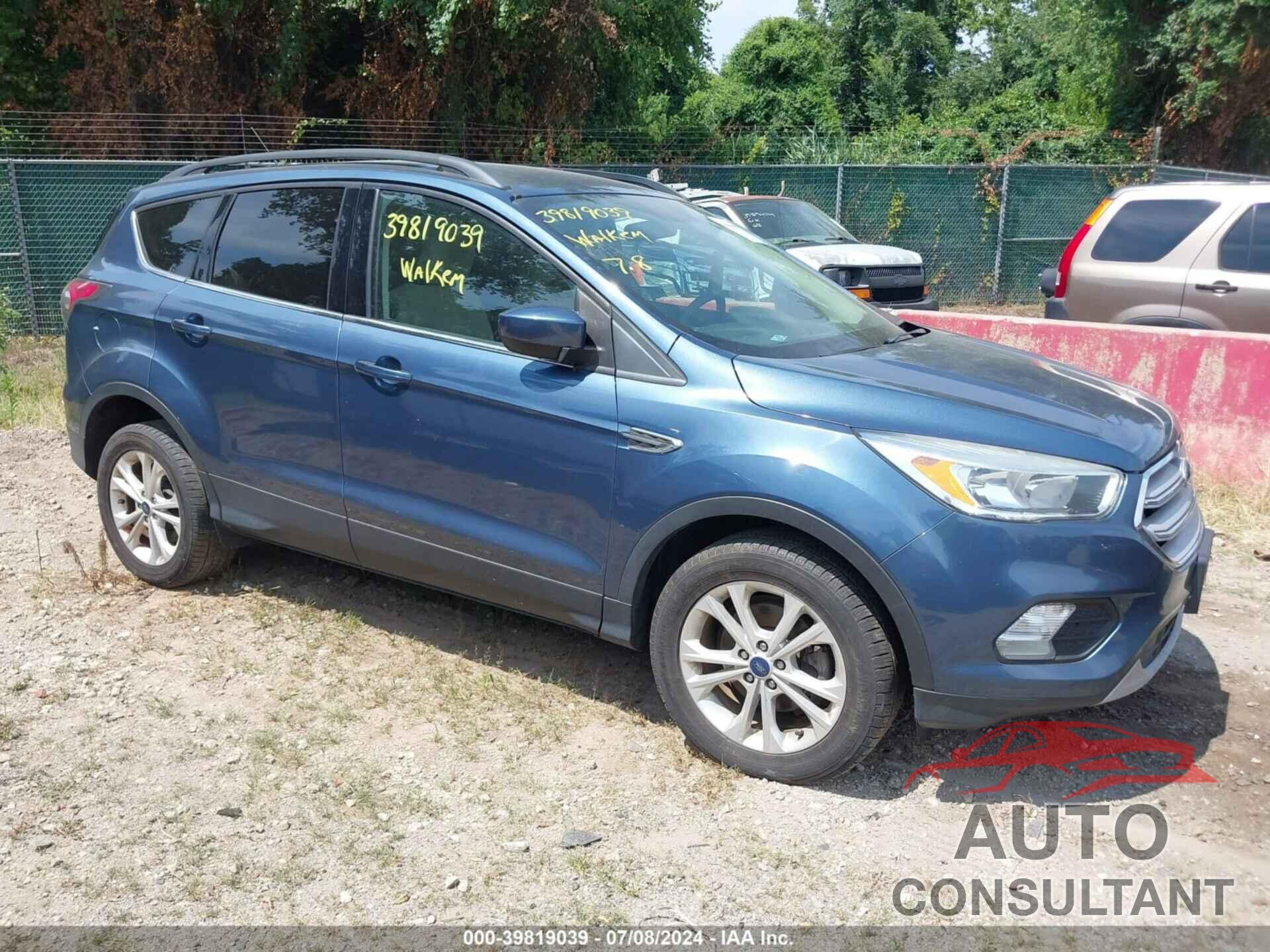 FORD ESCAPE 2018 - 1FMCU0GD3JUB20987