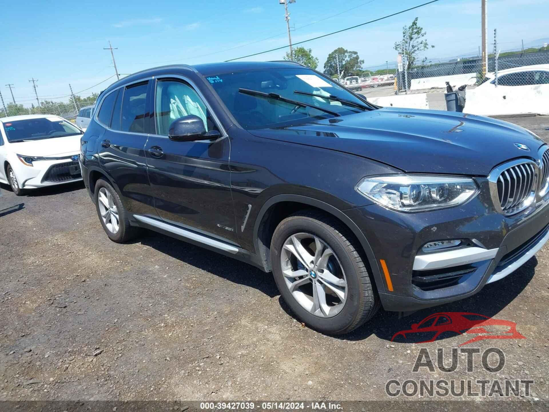 BMW X3 2018 - 5UXTR9C5XJLD57279