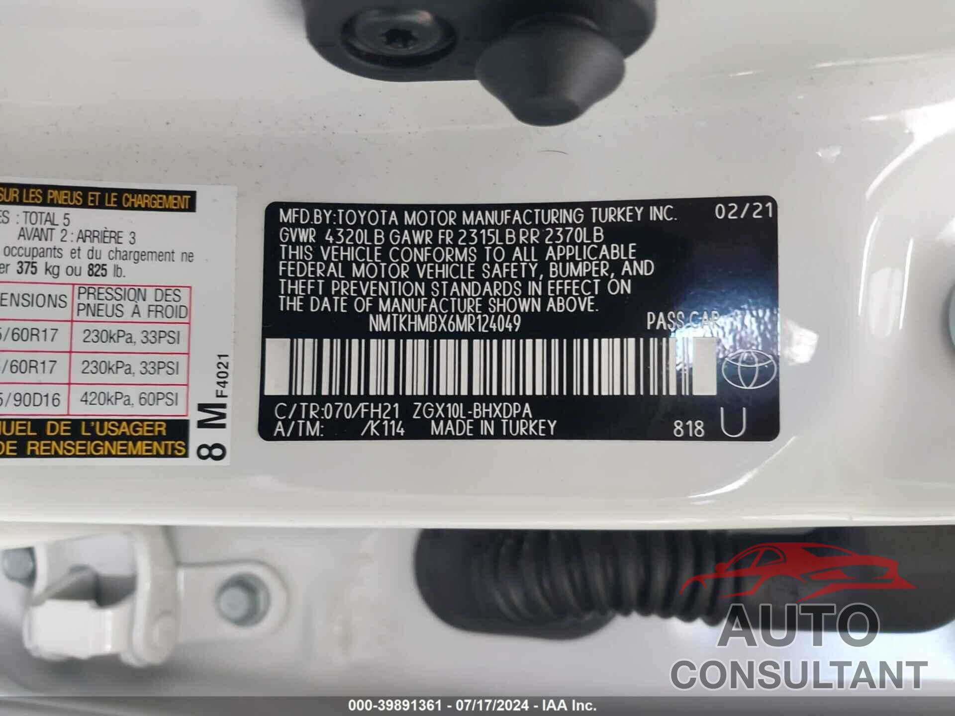 TOYOTA C-HR 2021 - NMTKHMBX6MR124049