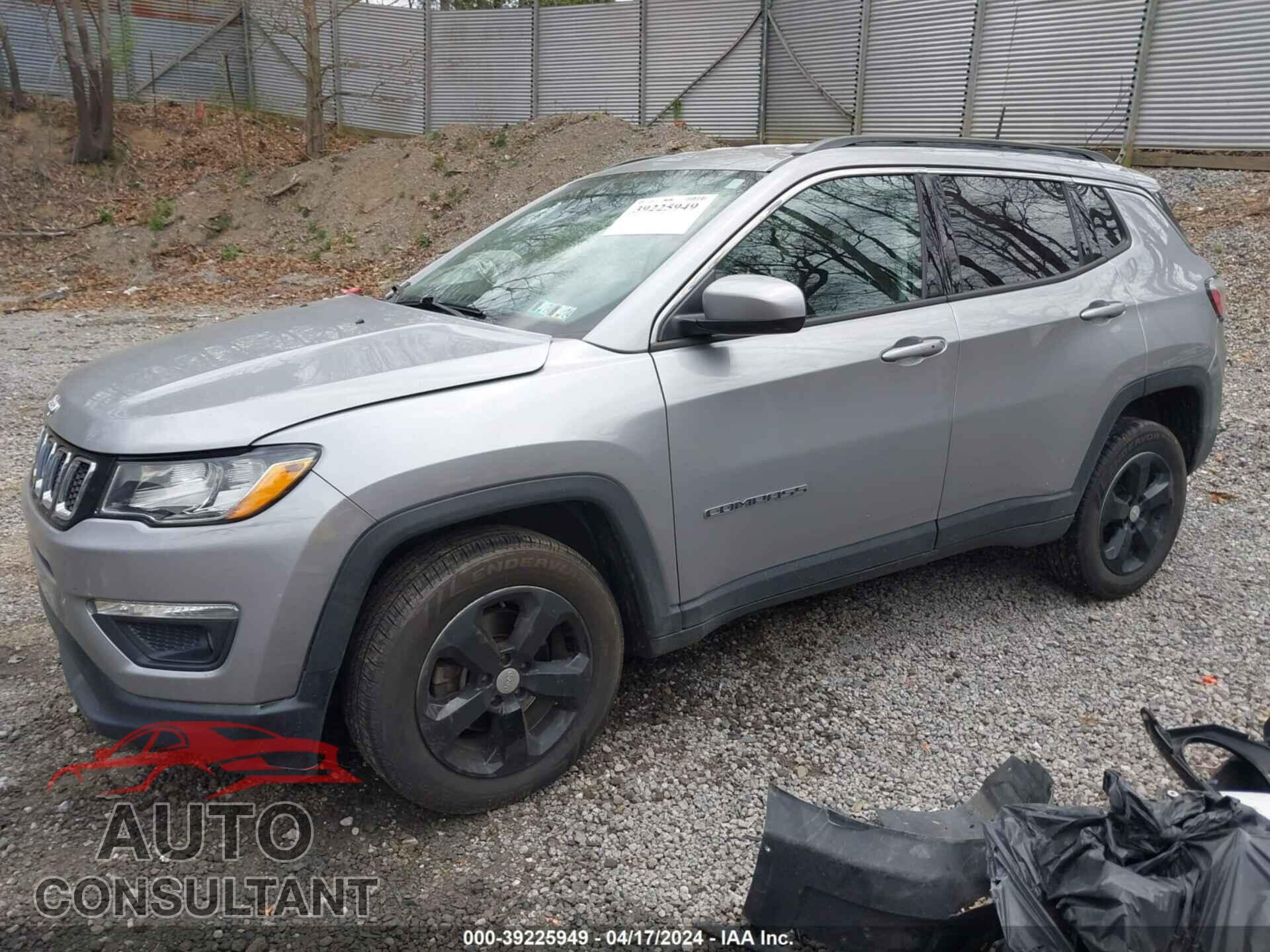 JEEP COMPASS 2018 - 3C4NJDBB5JT456119