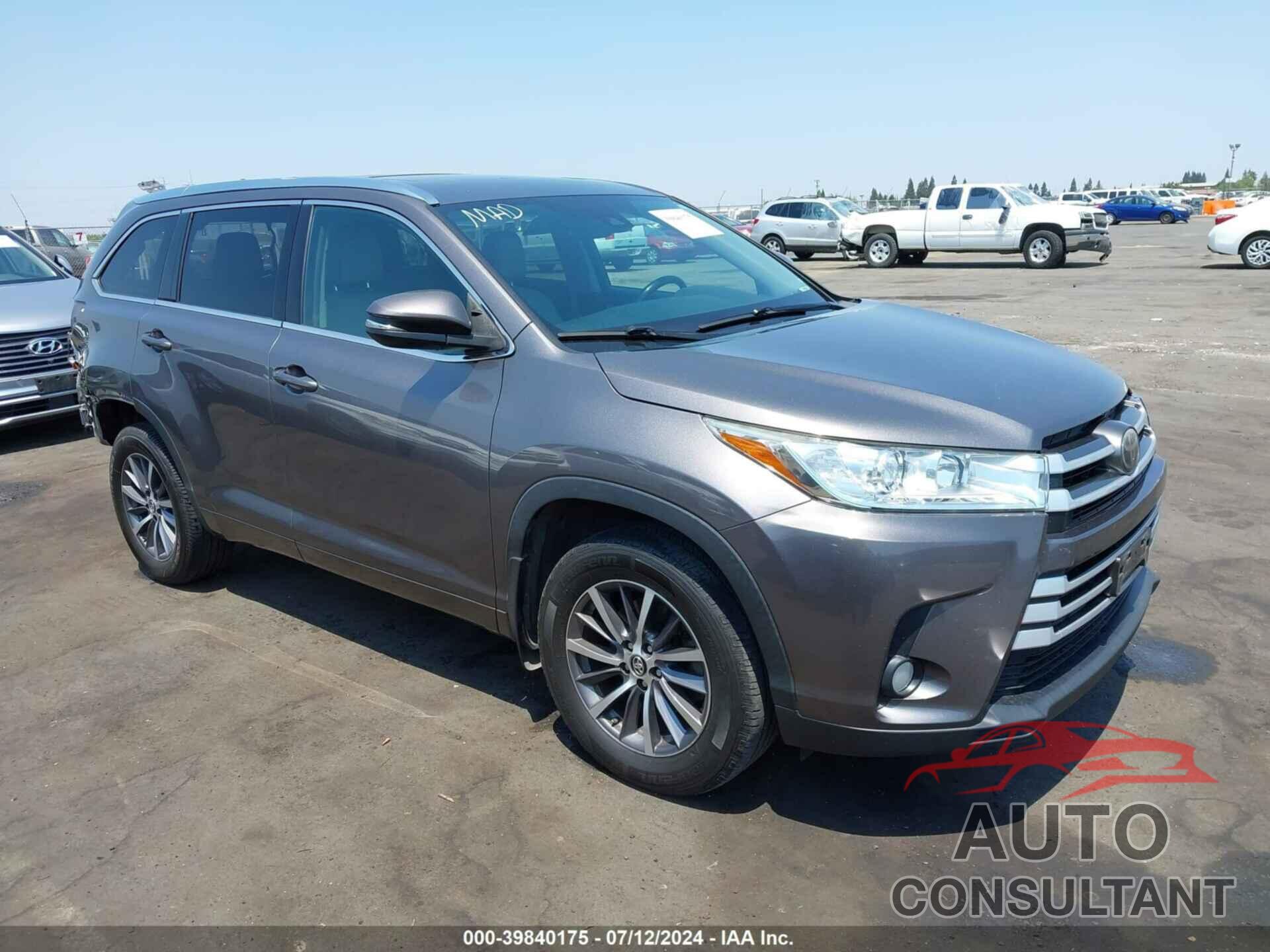 TOYOTA HIGHLANDER 2017 - 5TDJZRFH7HS450099