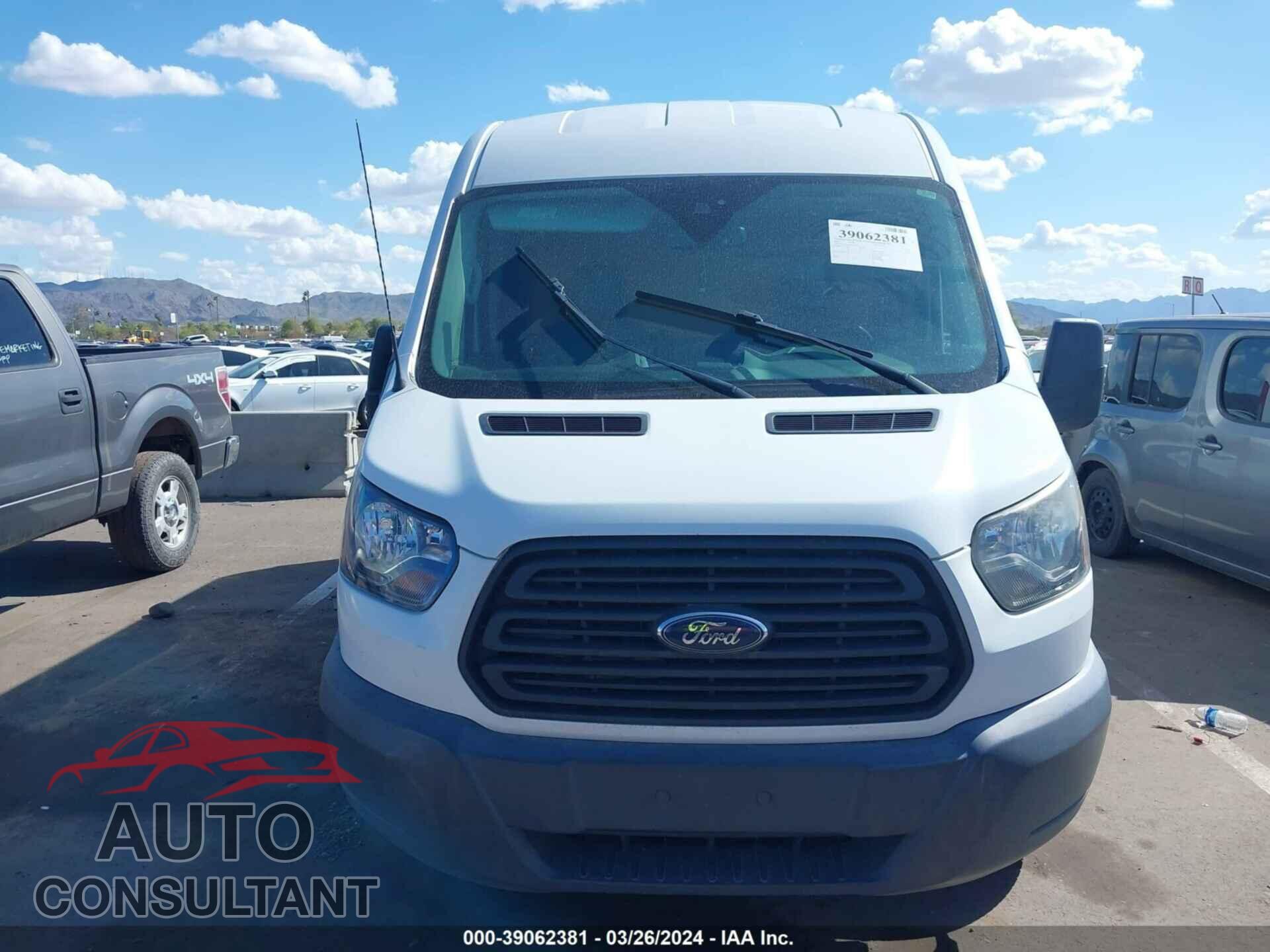 FORD TRANSIT 2018 - 1FTYR2CM0JKB14749