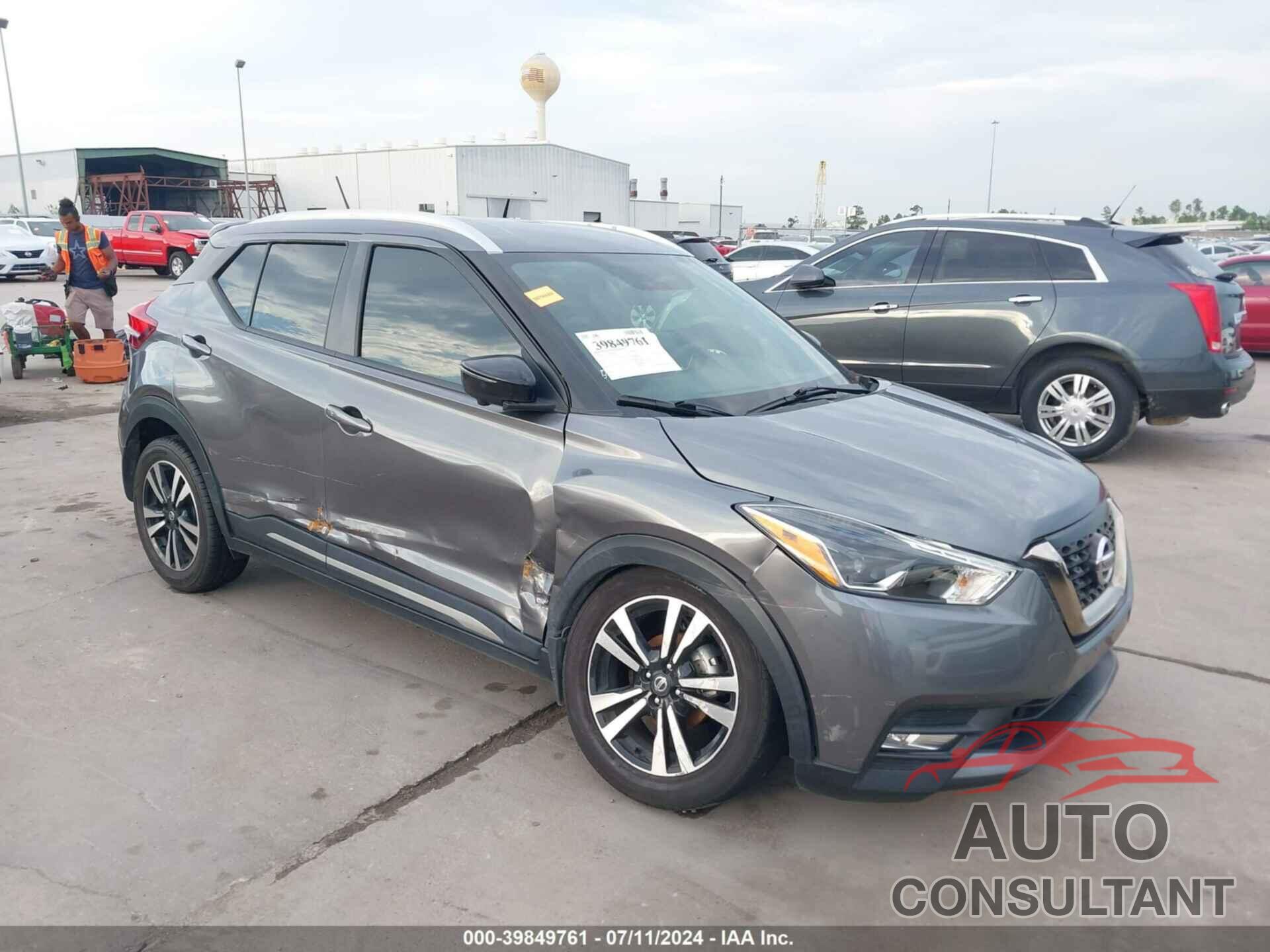 NISSAN KICKS 2019 - 3N1CP5CU2KL535005