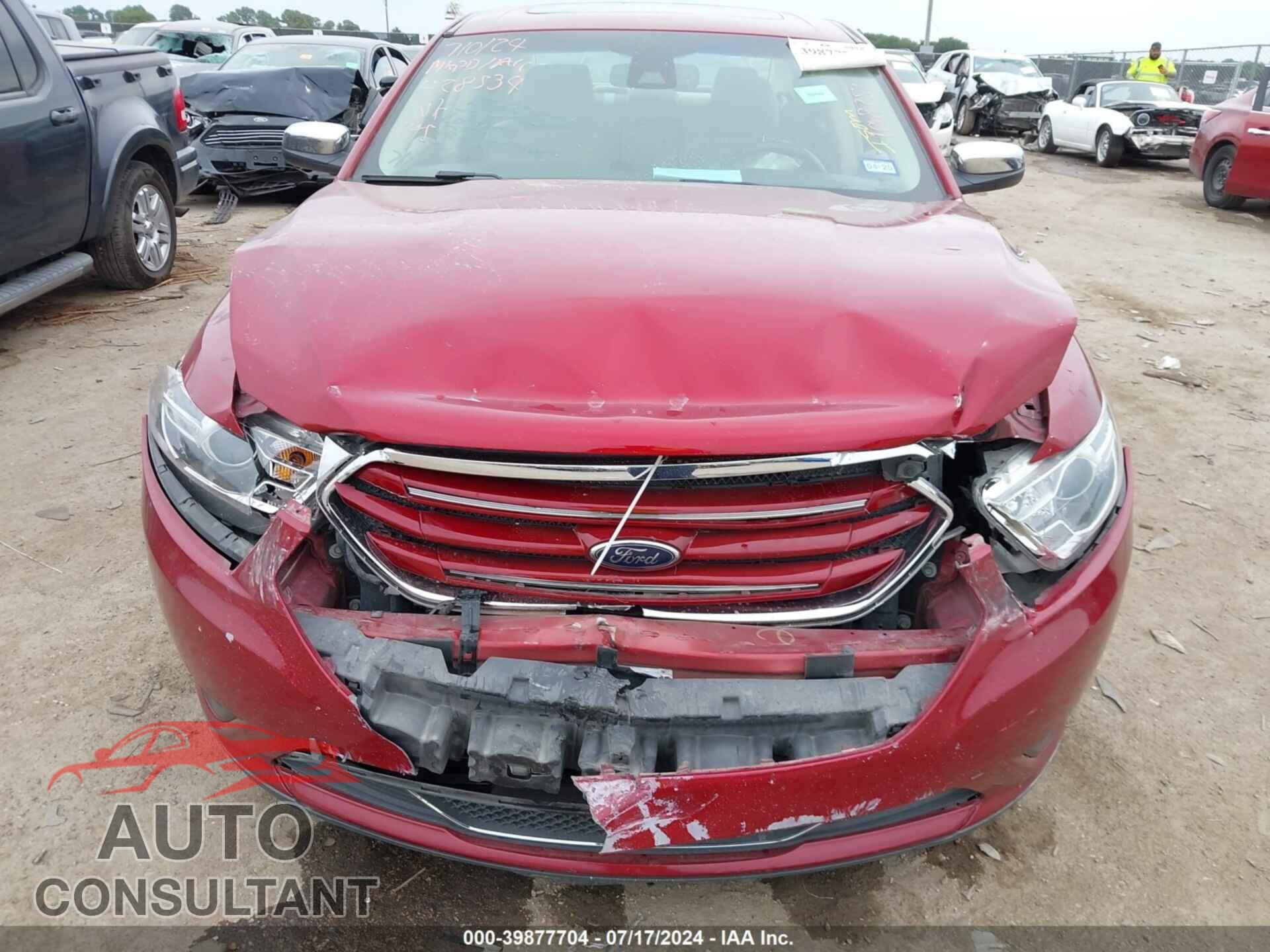 FORD TAURUS 2017 - 1FAHP2F84HG108251