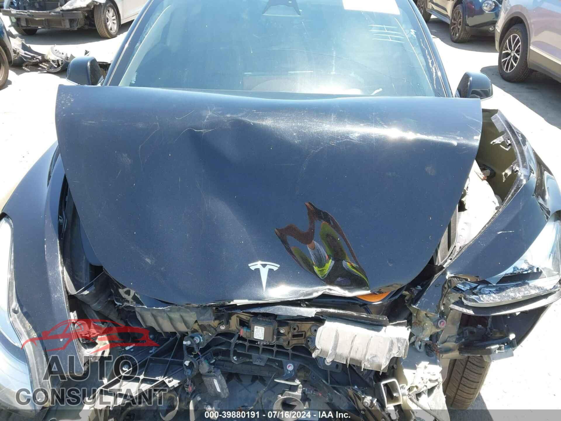TESLA MODEL 3 2018 - 5YJ3E1EA2JF018671
