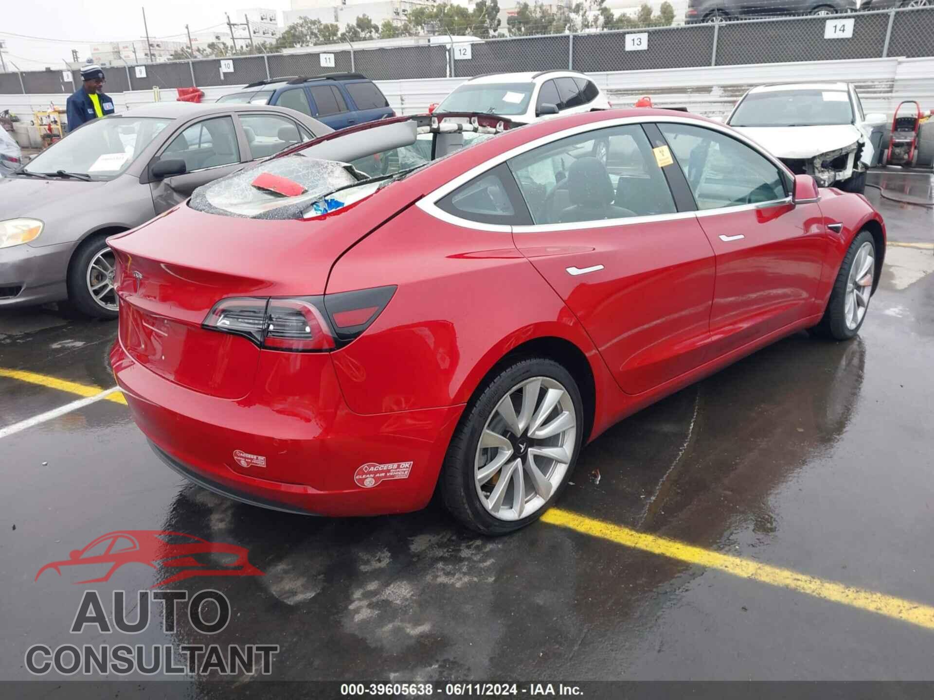 TESLA MODEL 3 2018 - 5YJ3E1EA5JF047307