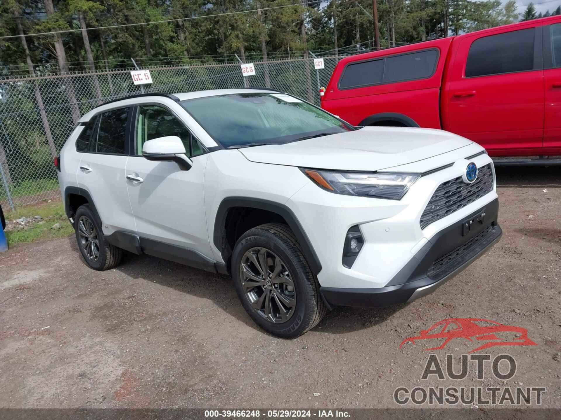 TOYOTA RAV4 2024 - JTMD6RFV3RJ051040