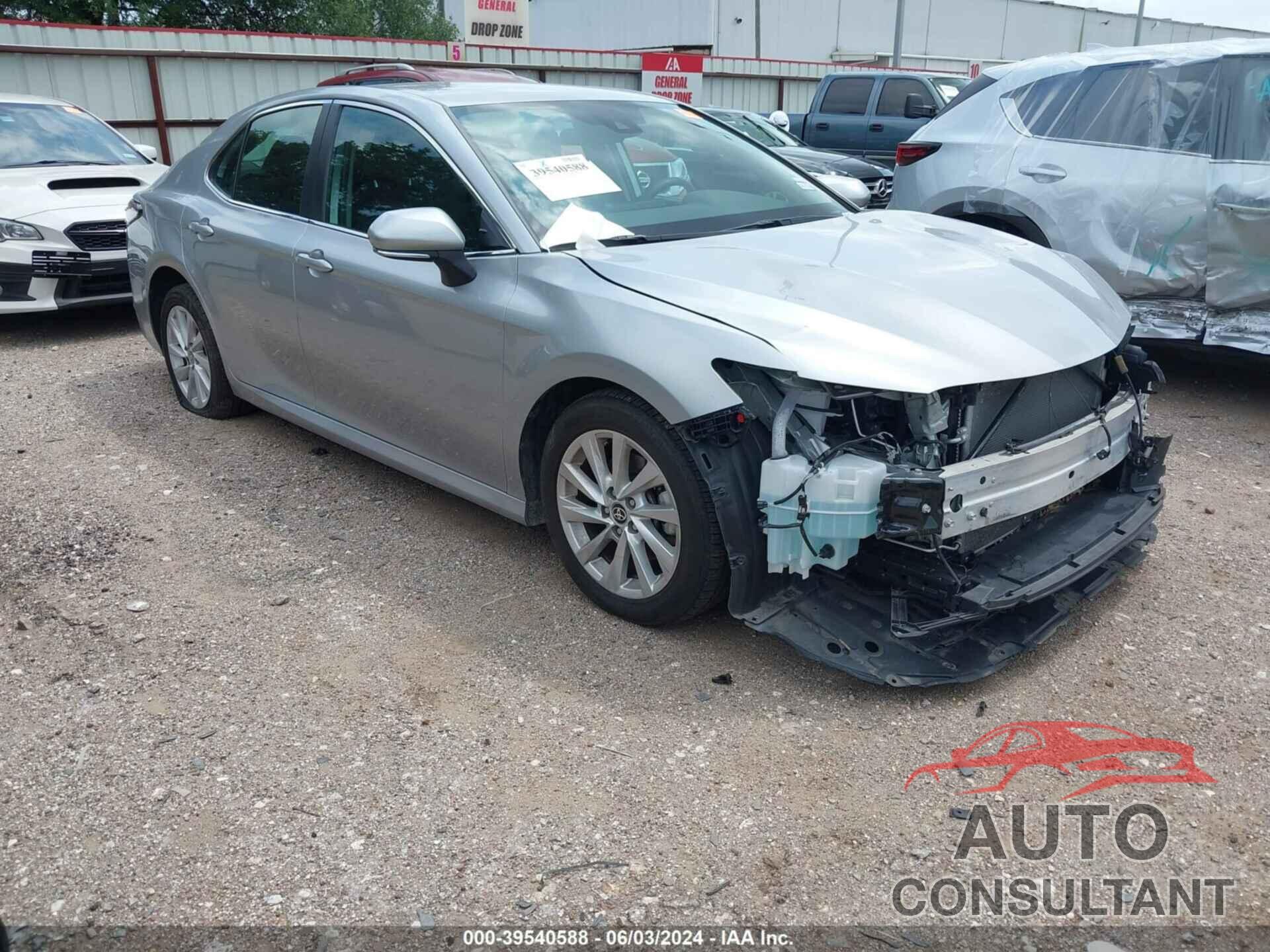 TOYOTA CAMRY 2023 - 4T1C11AK0PU088000