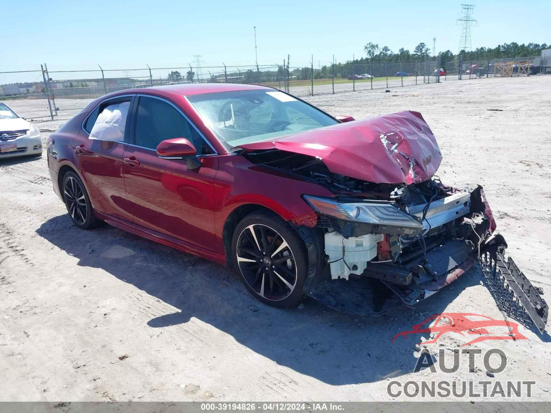 TOYOTA CAMRY 2018 - 4T1B61HK7JU506028