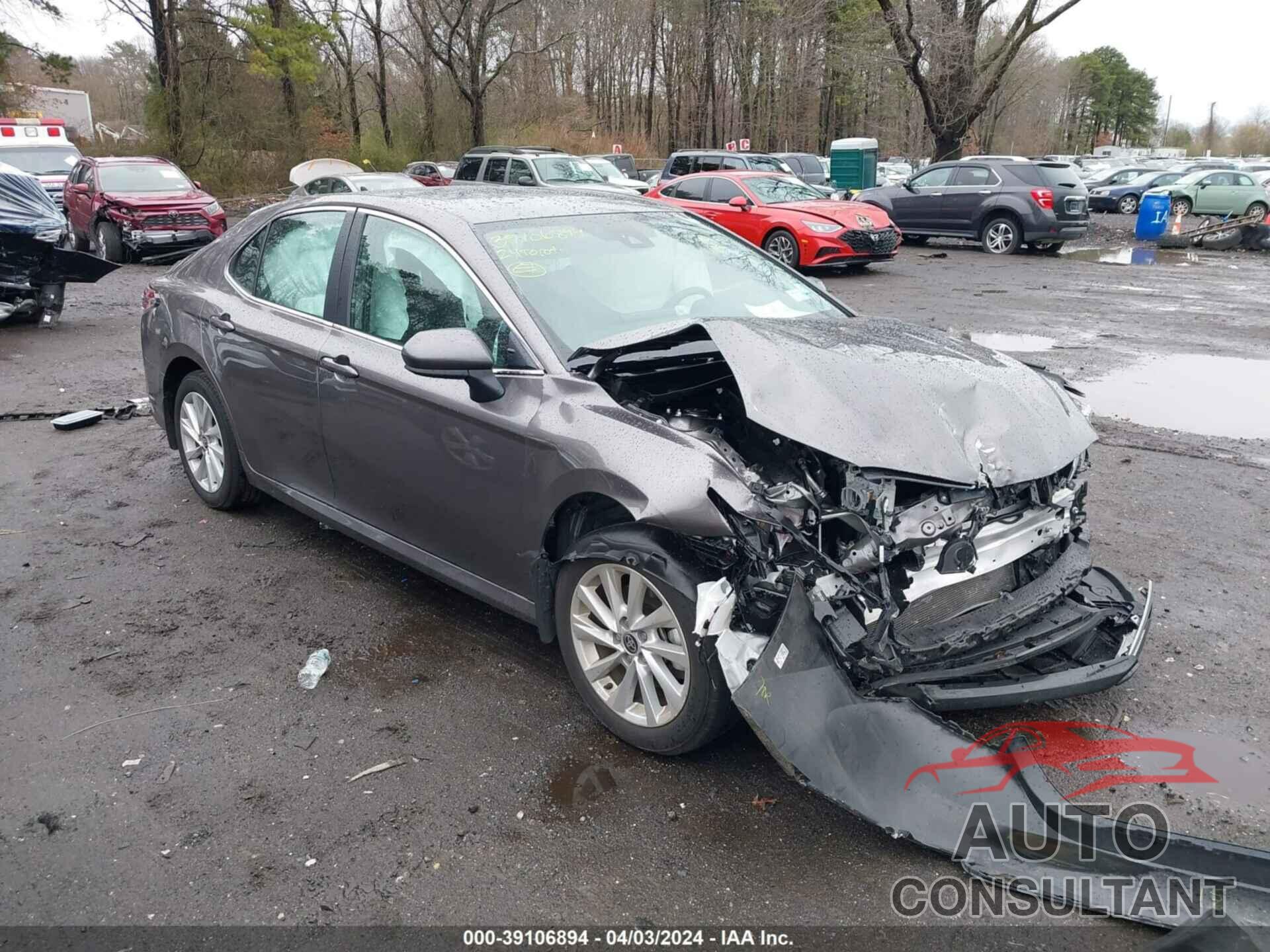 TOYOTA CAMRY 2024 - 4T1C11BK1RU117330