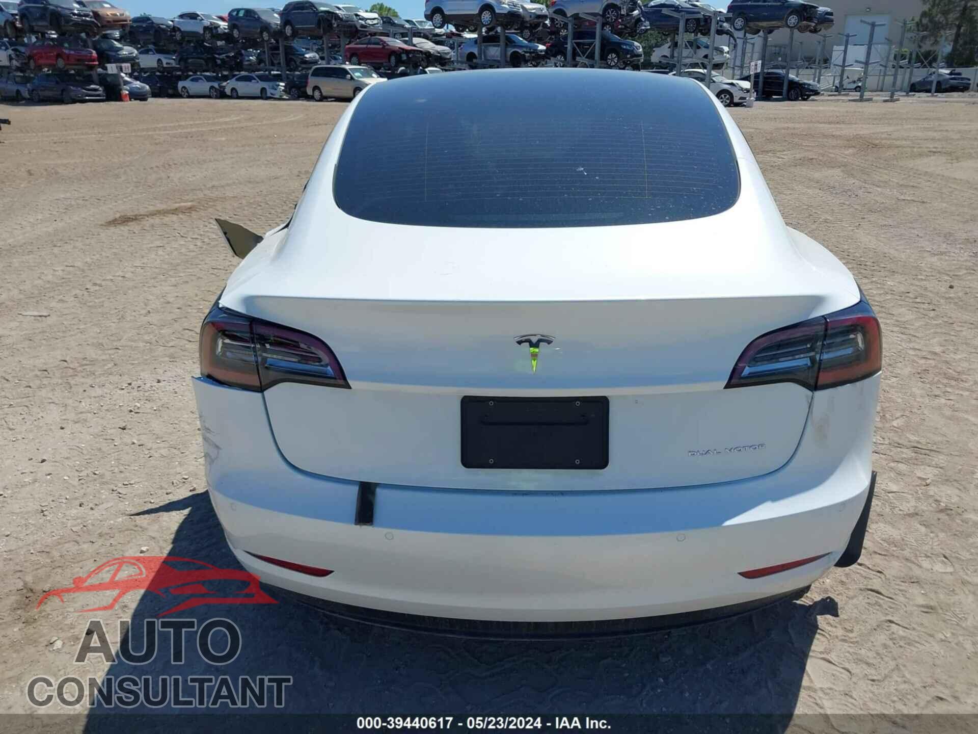 TESLA MODEL 3 2022 - 5YJ3E1EB1NF242142