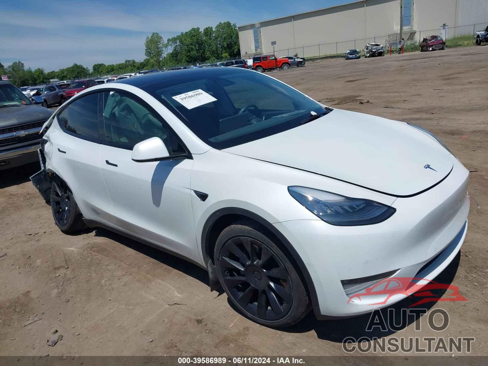 TESLA MODEL Y 2021 - 5YJYGAEEXMF117407