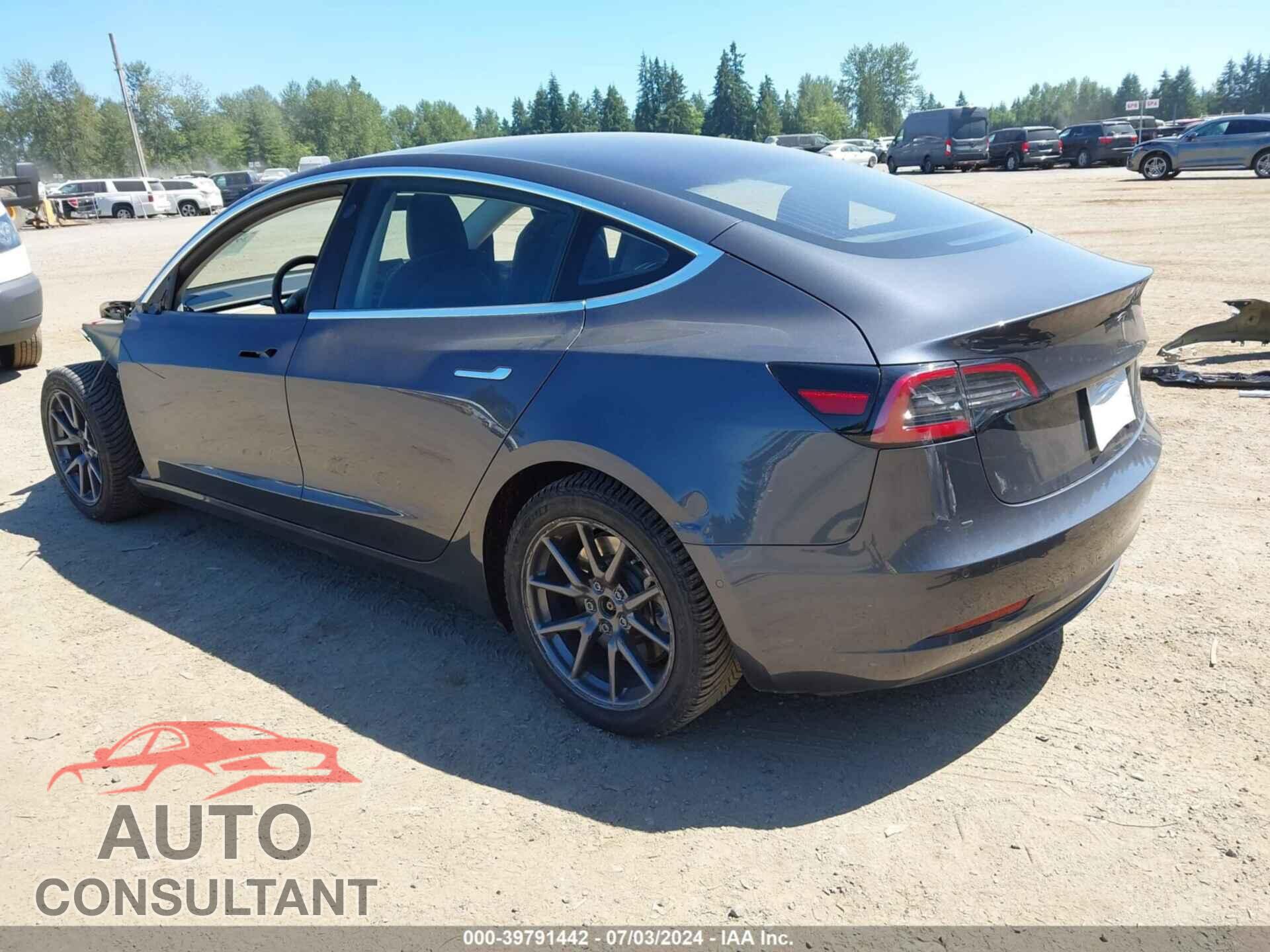 TESLA MODEL 3 2018 - 5YJ3E1EA1JF016393