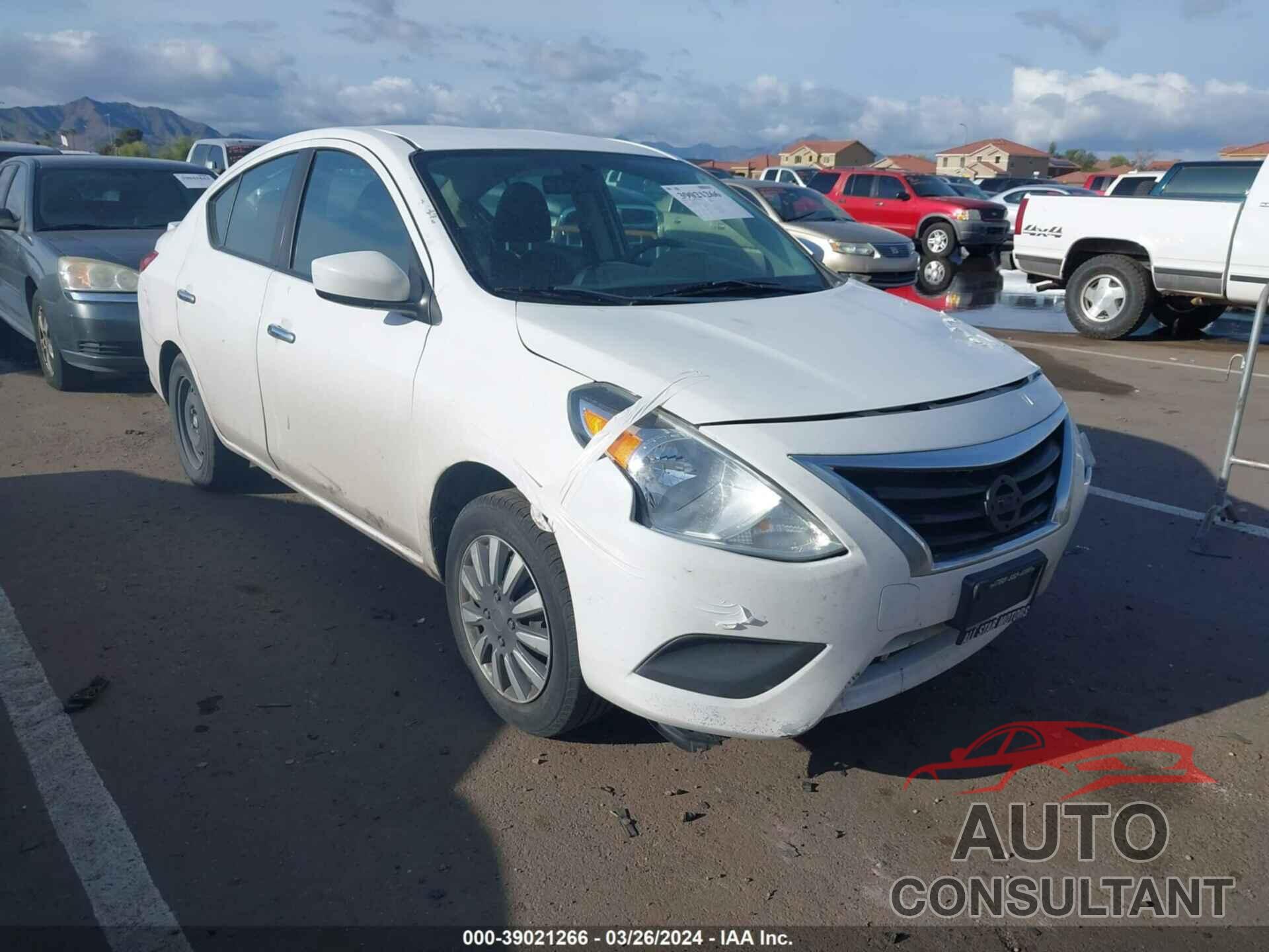 NISSAN VERSA 2017 - 3N1CN7AP4HL844045