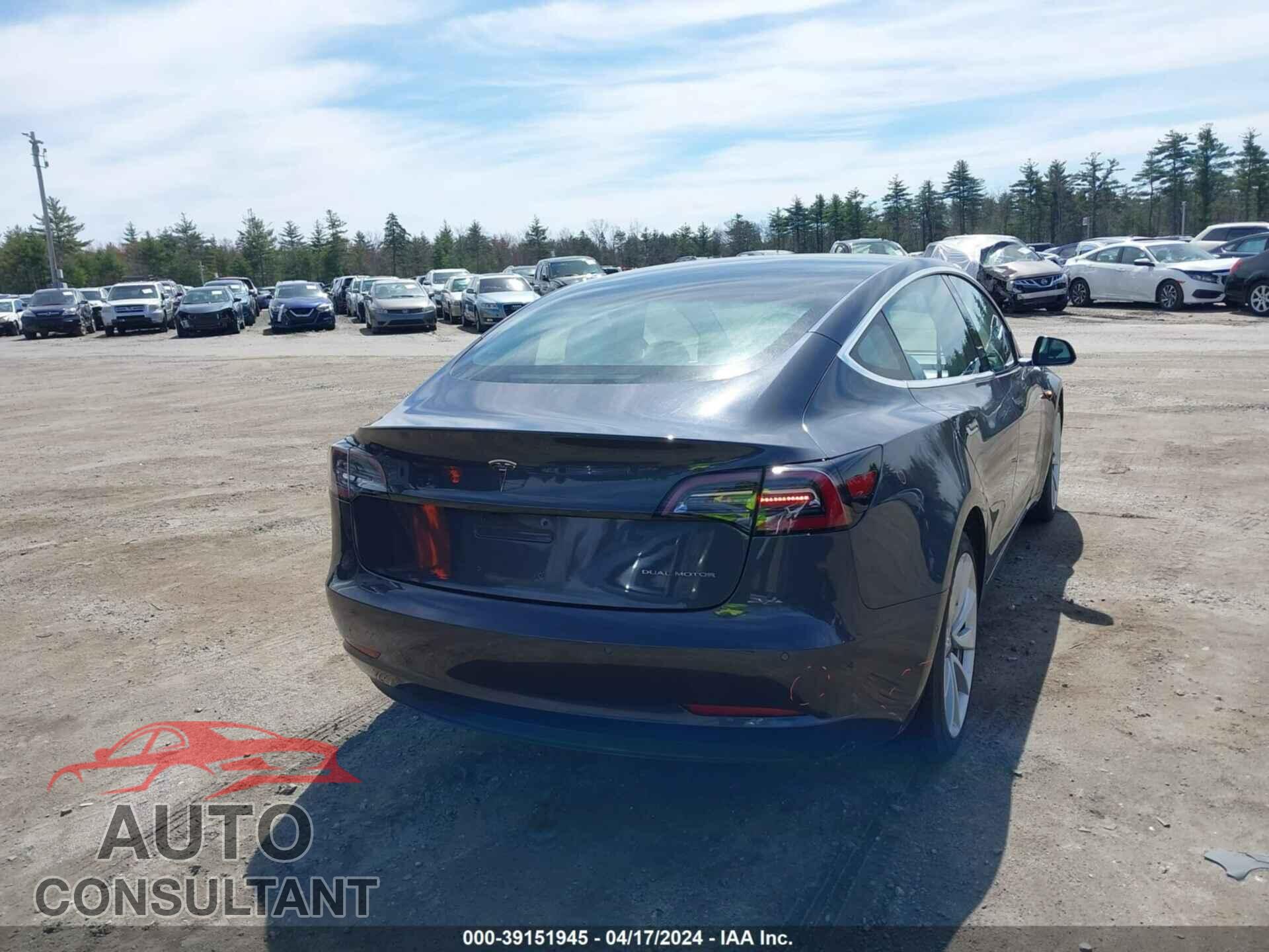 TESLA MODEL 3 2018 - 5YJ3E1EBXJF097161