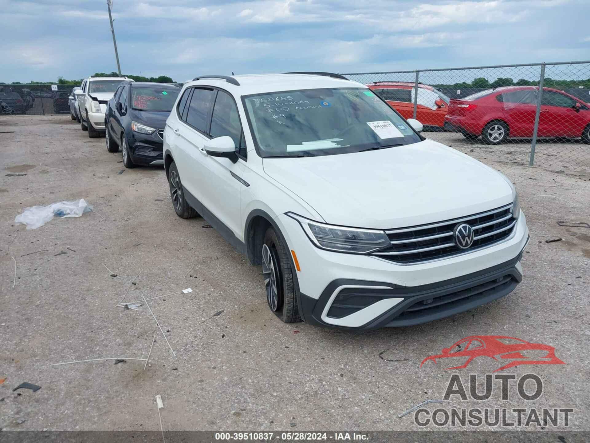 VOLKSWAGEN TIGUAN 2023 - 3VVRB7AX2PM118680