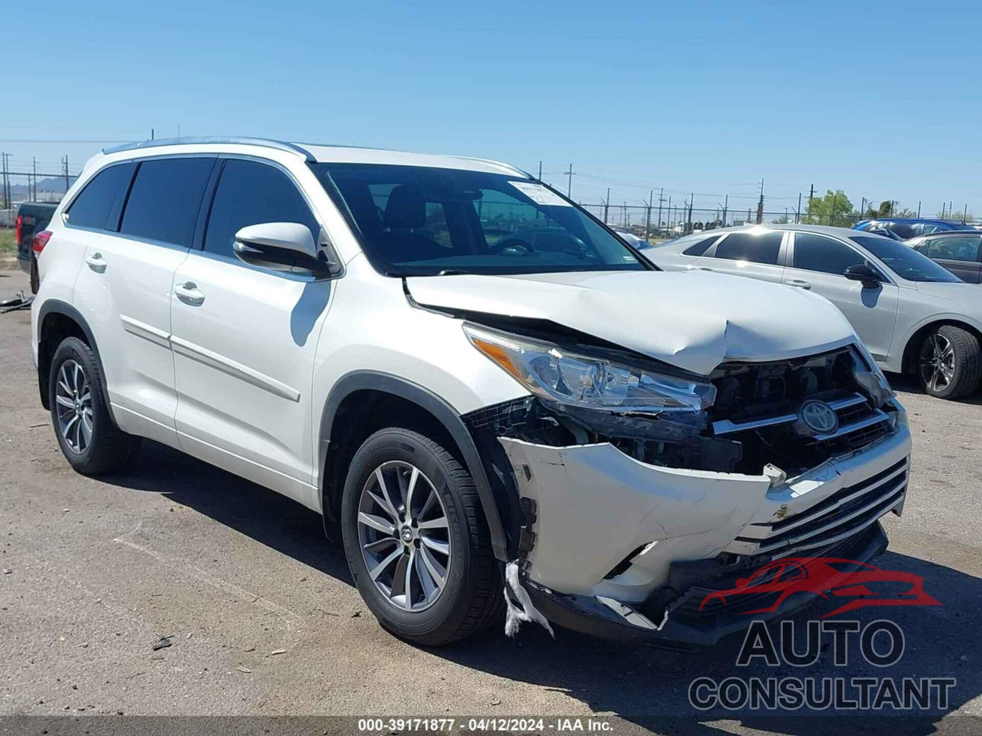 TOYOTA HIGHLANDER 2017 - 5TDJZRFH9HS515938