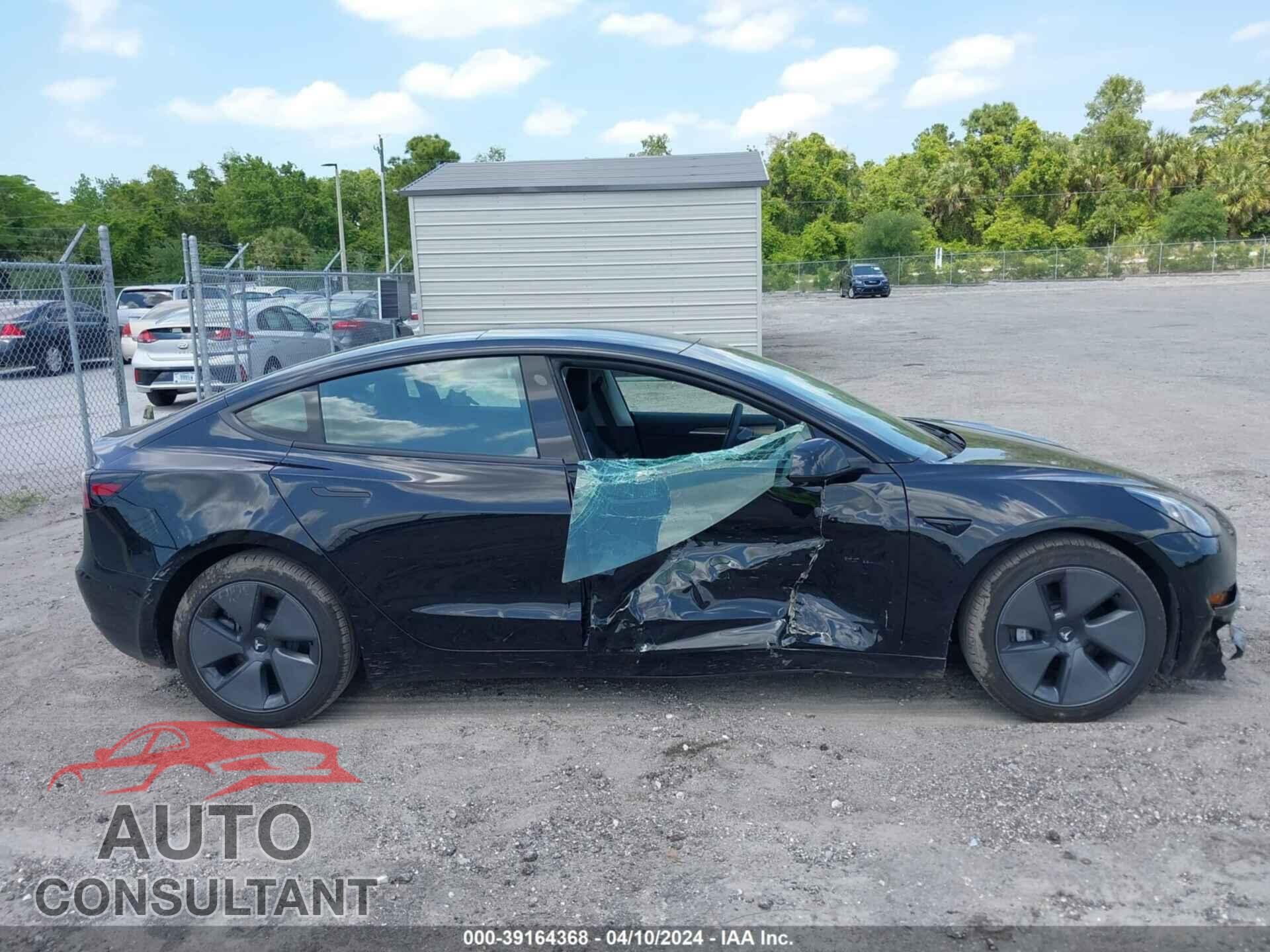 TESLA MODEL 3 2021 - 5YJ3E1EA7MF992103