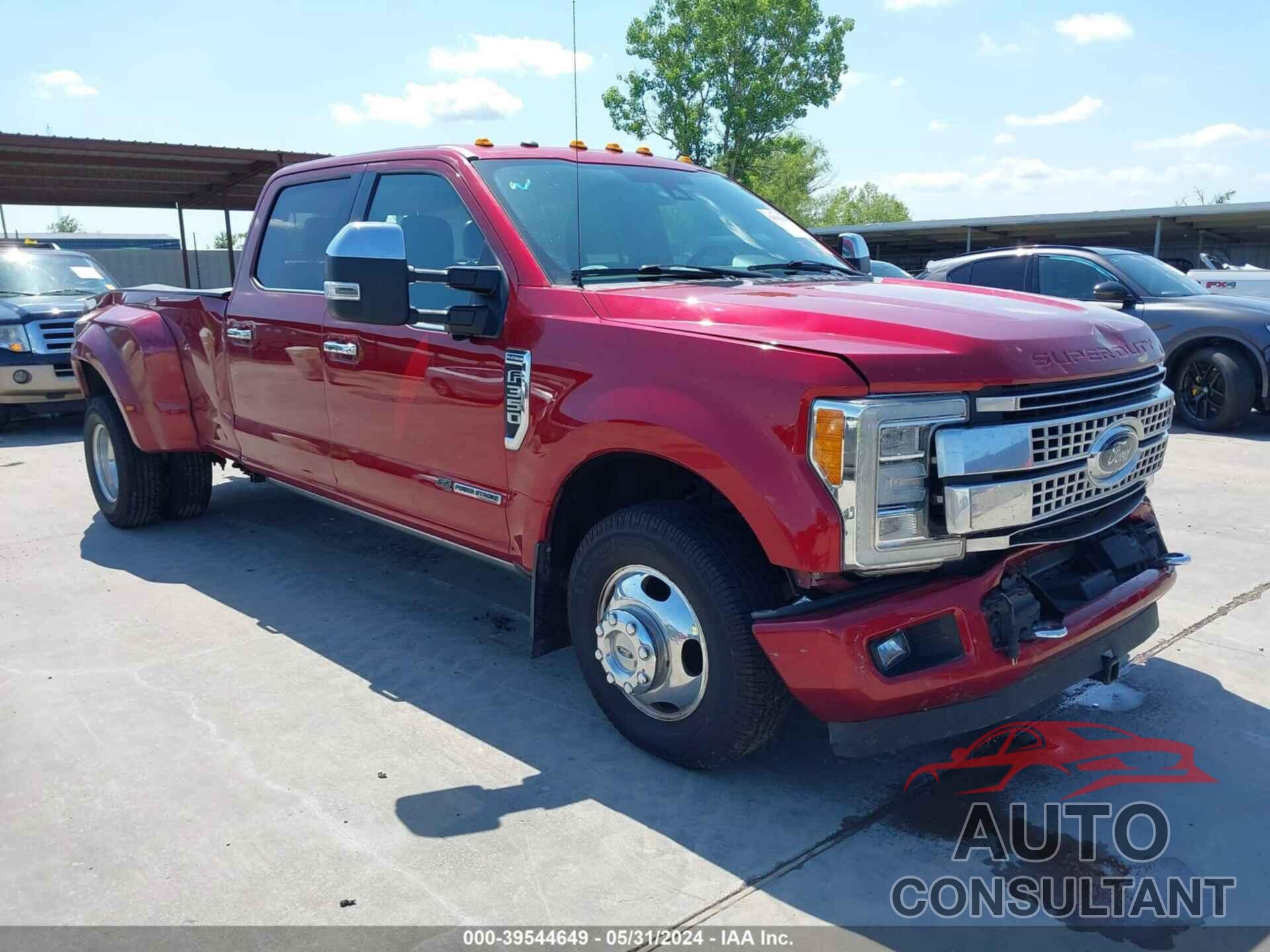 FORD F-350 2017 - 1FT8W3CT2HEB16923