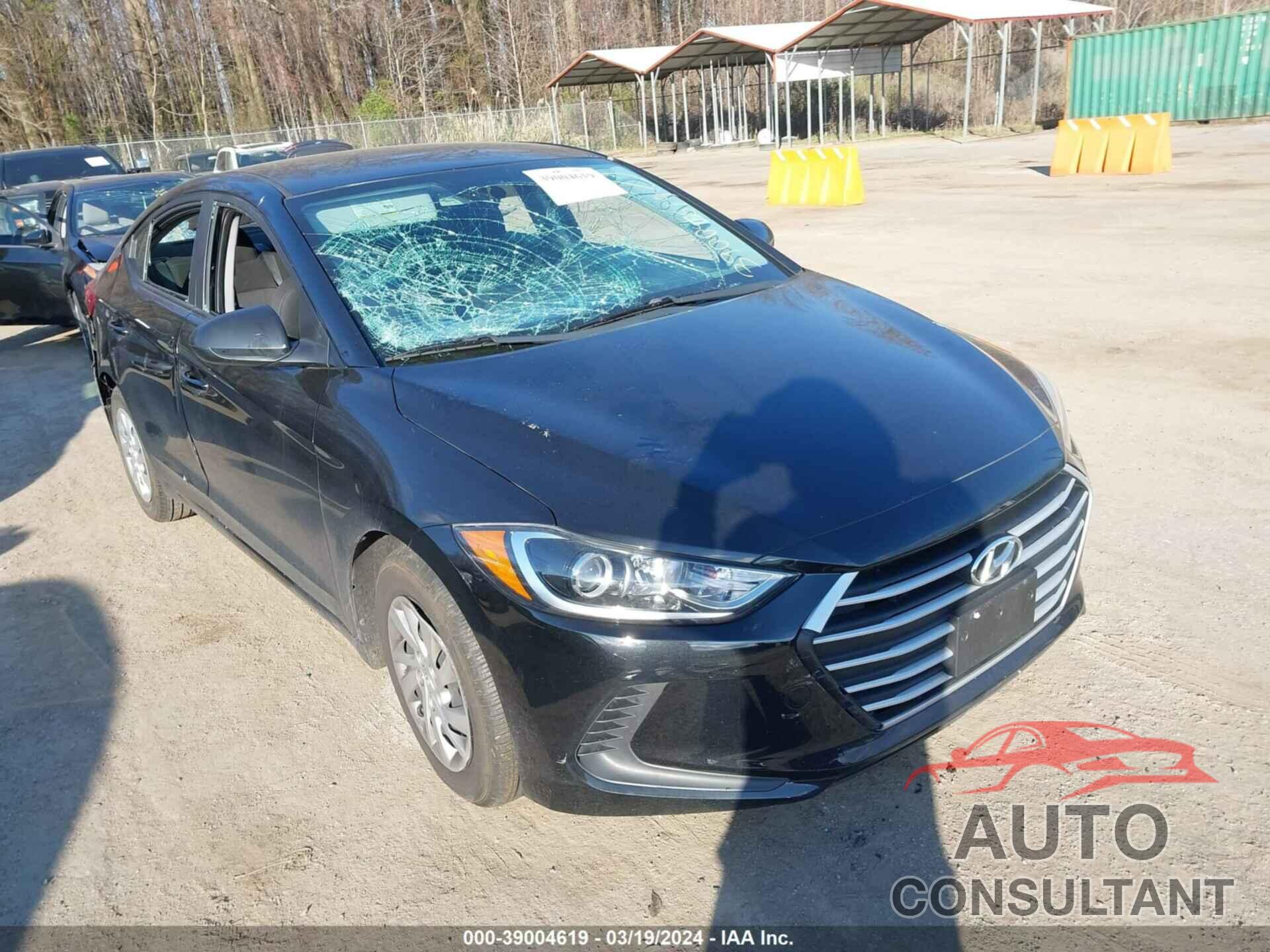 HYUNDAI ELANTRA 2018 - KMHD74LF3JU449540