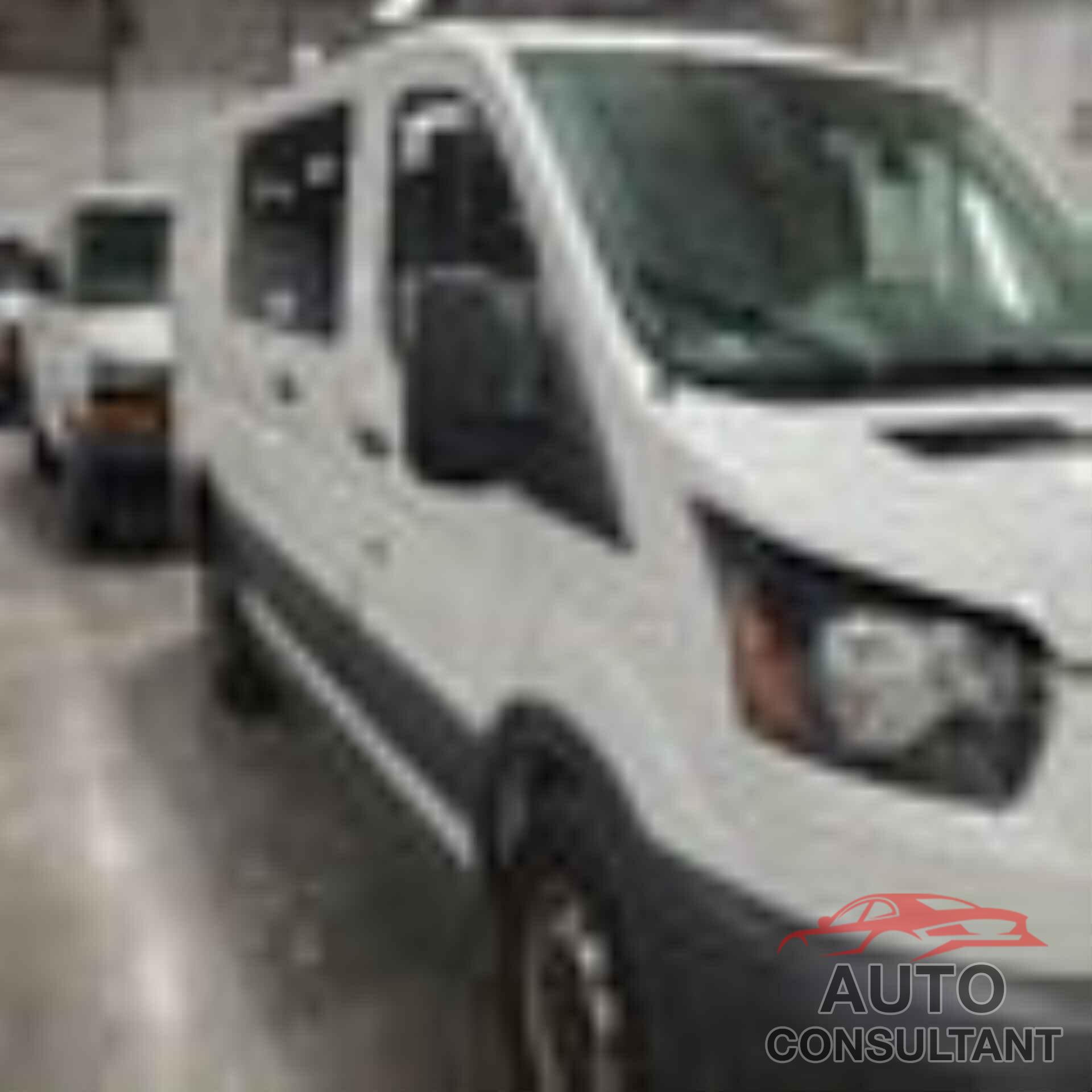 FORD TRANSIT-150 2018 - 1FTYE1ZM0JKB45156