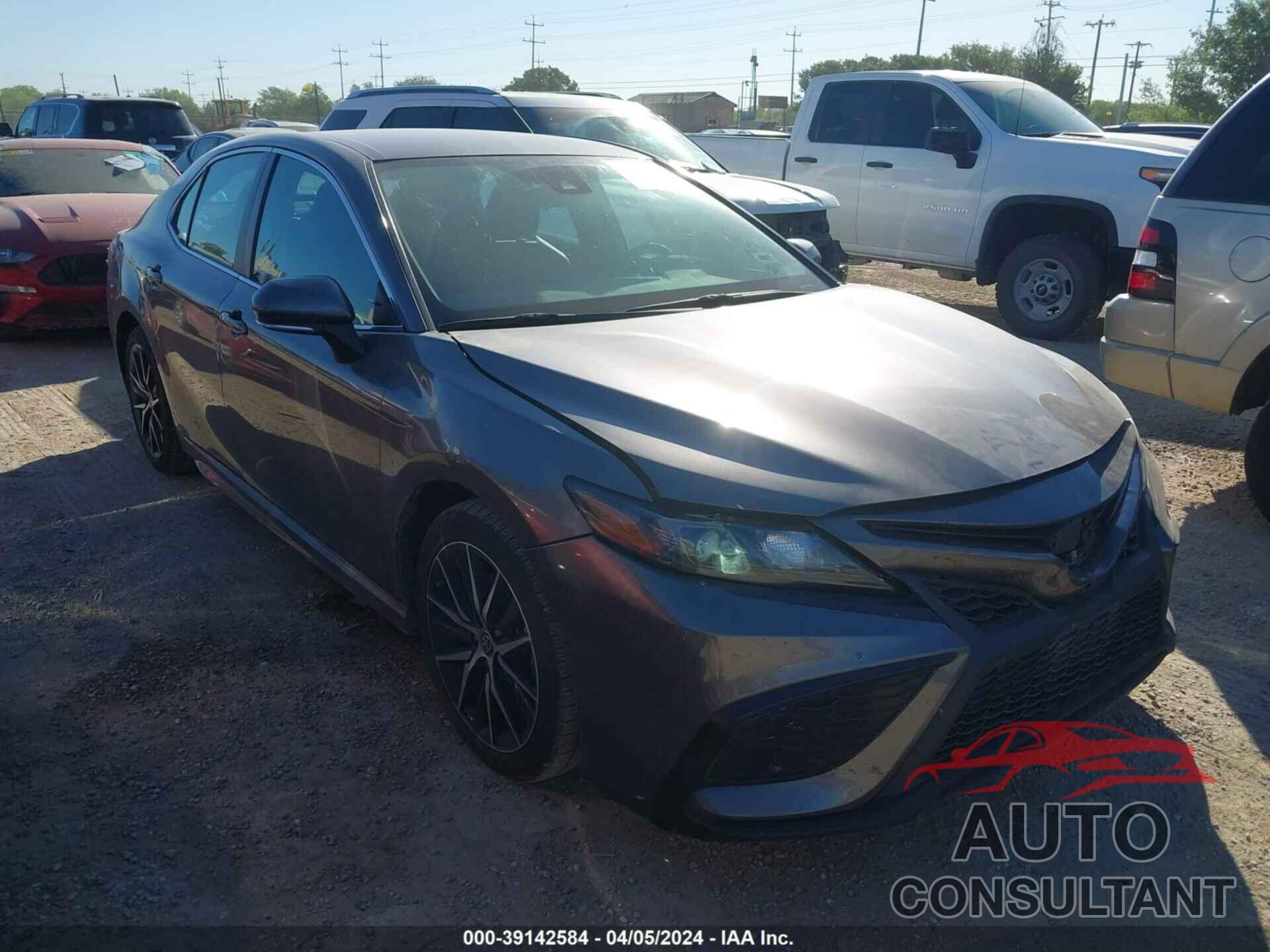 TOYOTA CAMRY 2023 - 4T1G11AKXPU088734