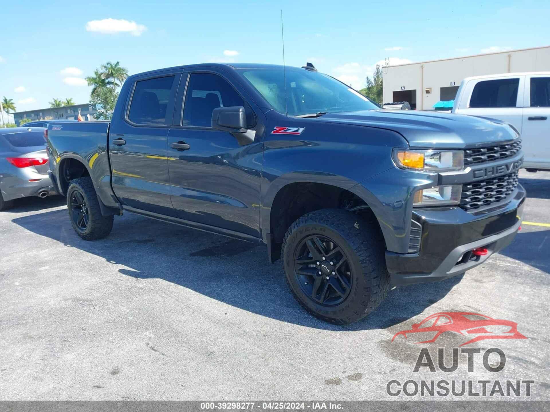 CHEVROLET SILVERADO 1500 2021 - 1GCPYCEF2MZ220179