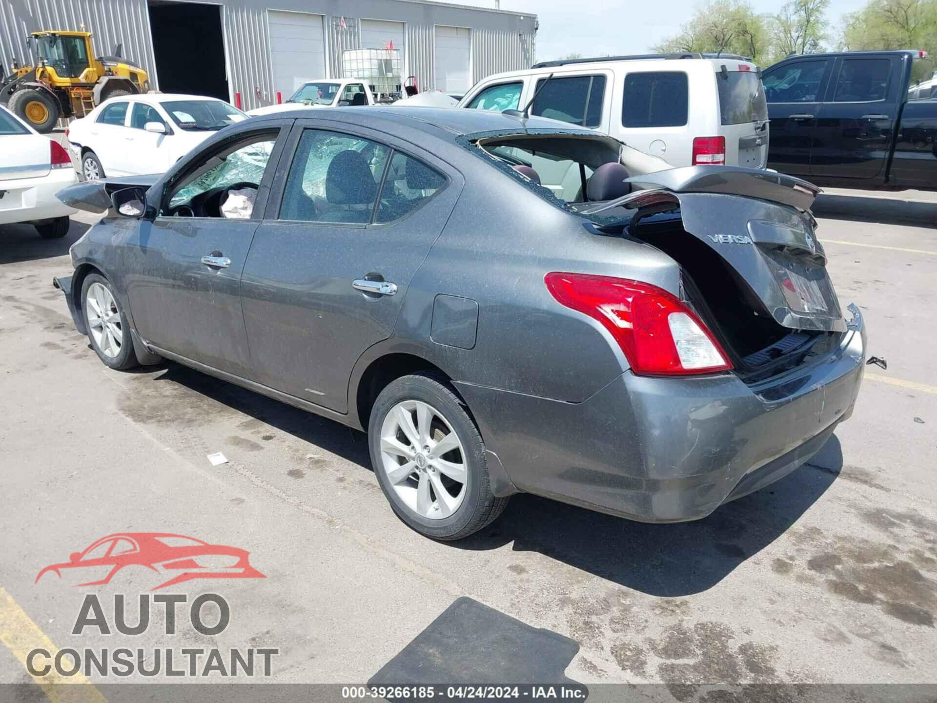 NISSAN VERSA 2017 - 3N1CN7AP1HL820883