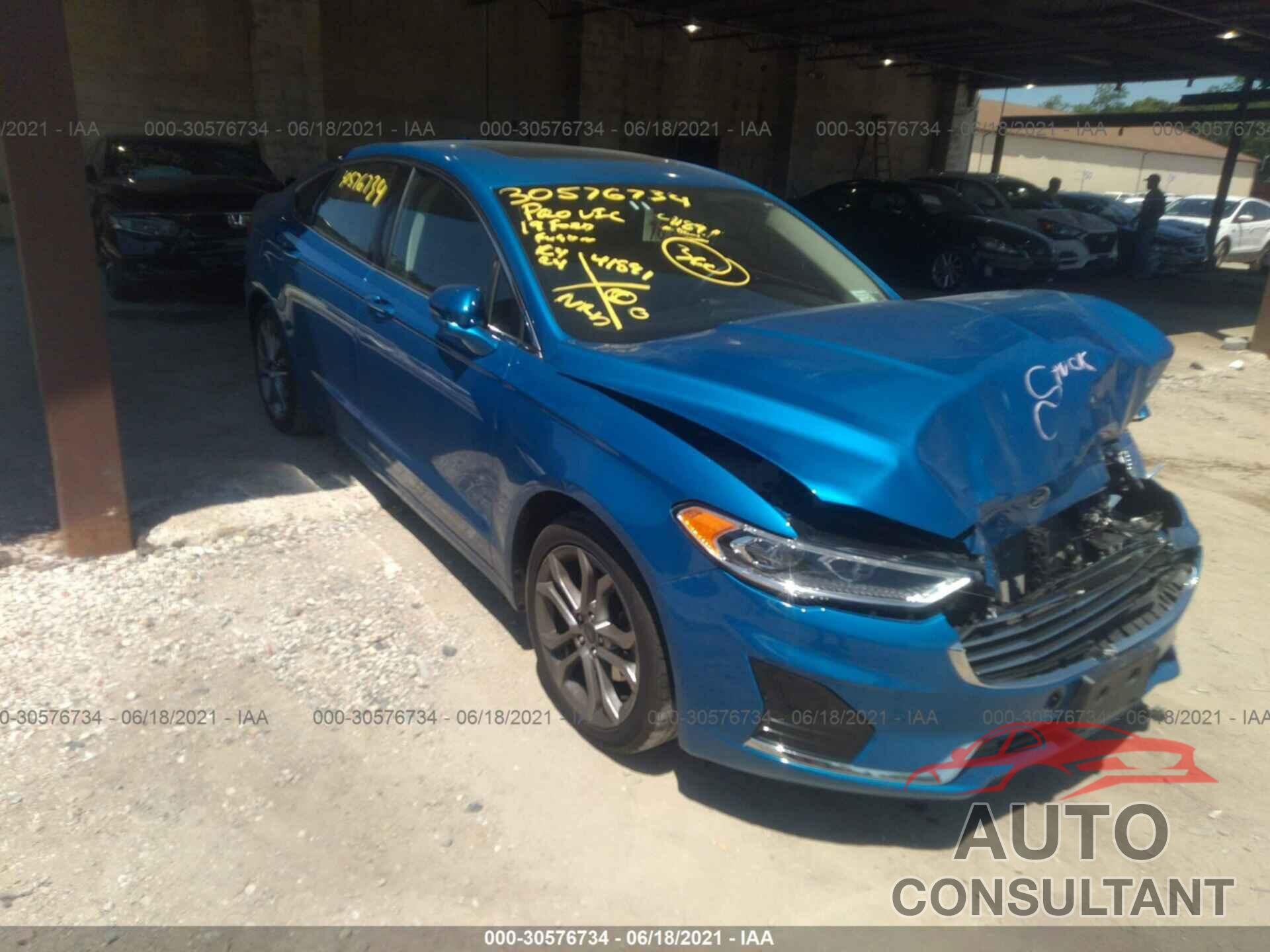 FORD FUSION 2019 - 3FA6P0CD2KR181423
