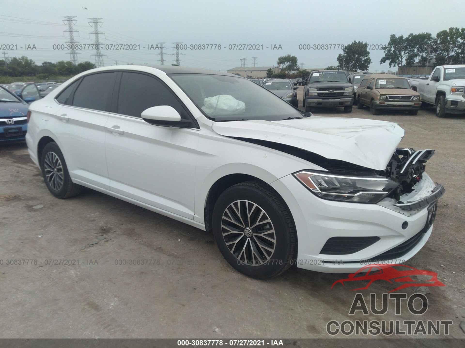 VOLKSWAGEN JETTA 2019 - 3VWCB7BU0KM213074