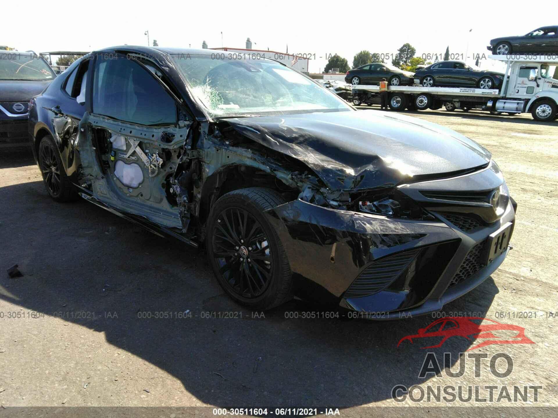 TOYOTA CAMRY 2020 - 4T1G11AK4LU379238