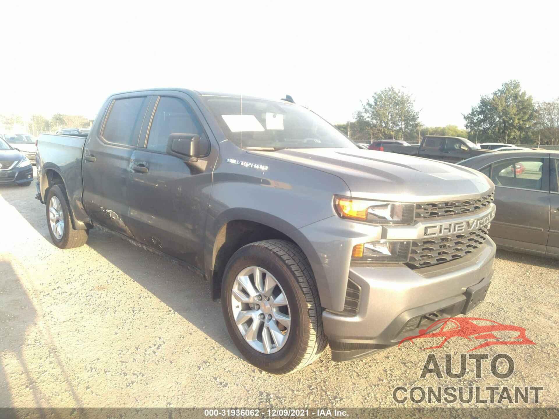 CHEVROLET SILVERADO 1500 2021 - 1GCPWBEK4MZ388645