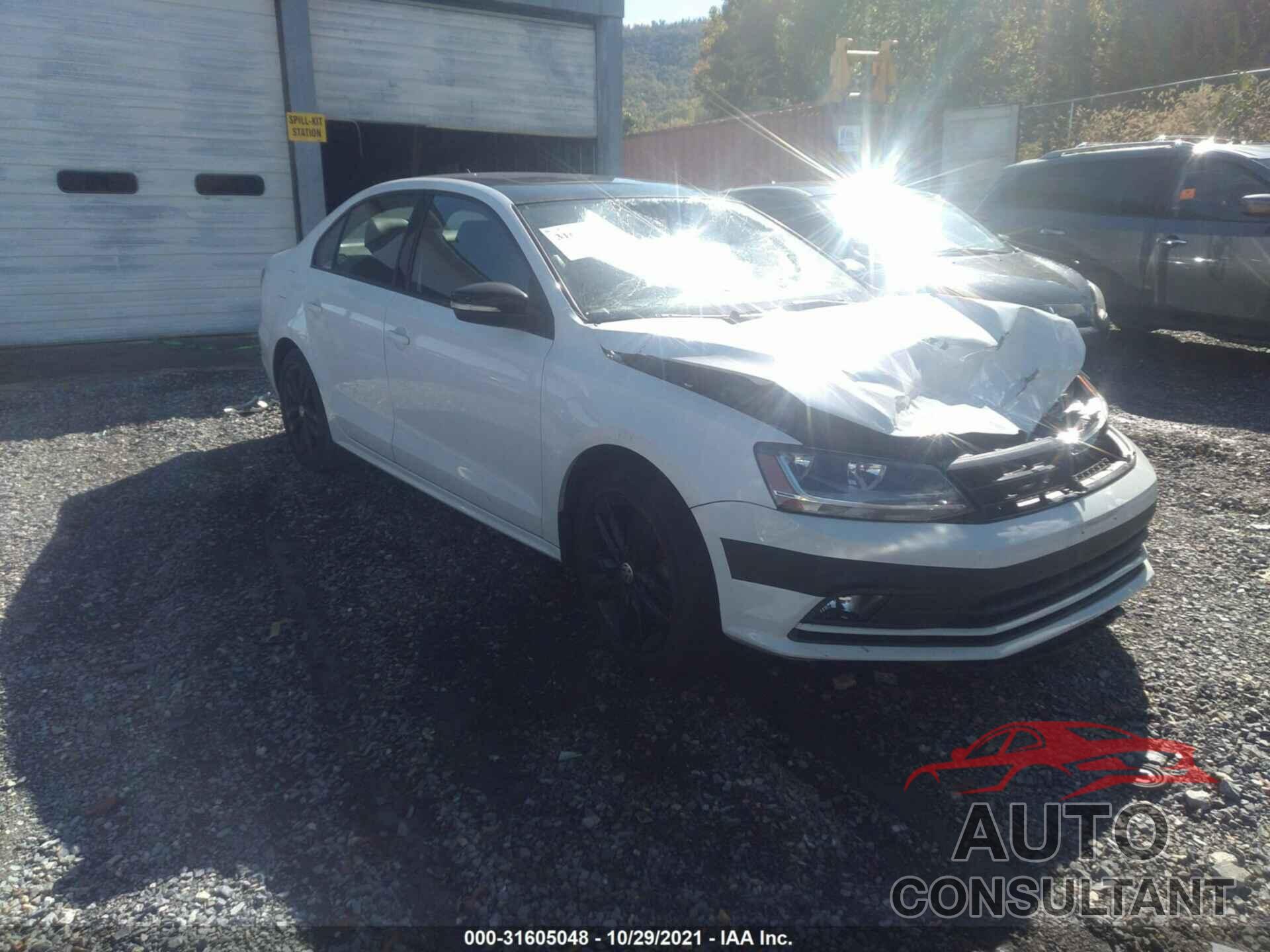 VOLKSWAGEN JETTA 2018 - 3VWD17AJ9JM253070