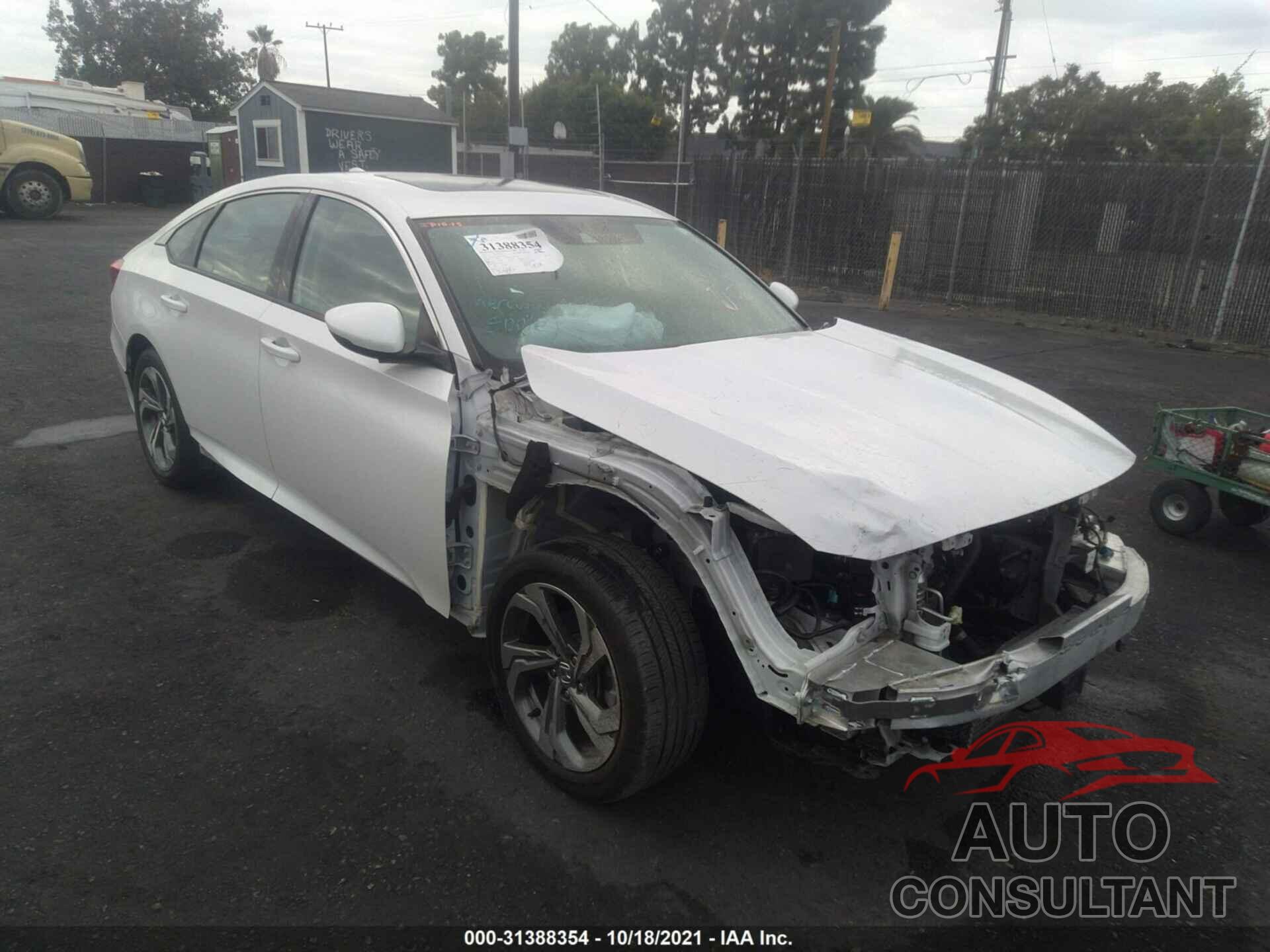HONDA ACCORD SEDAN 2018 - 1HGCV1F55JA074034