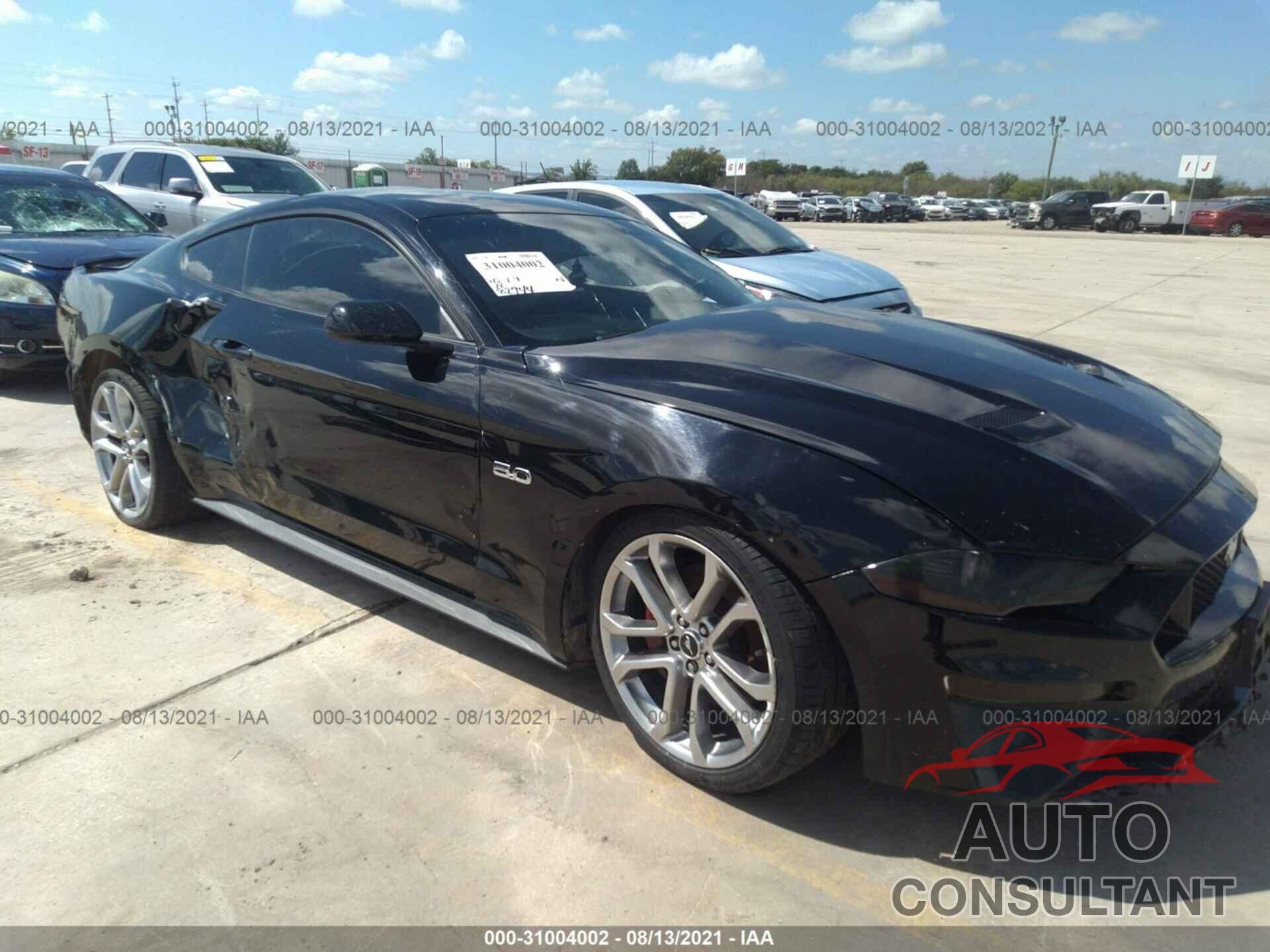 FORD MUSTANG 2018 - 1FA6P8CF3J5144771