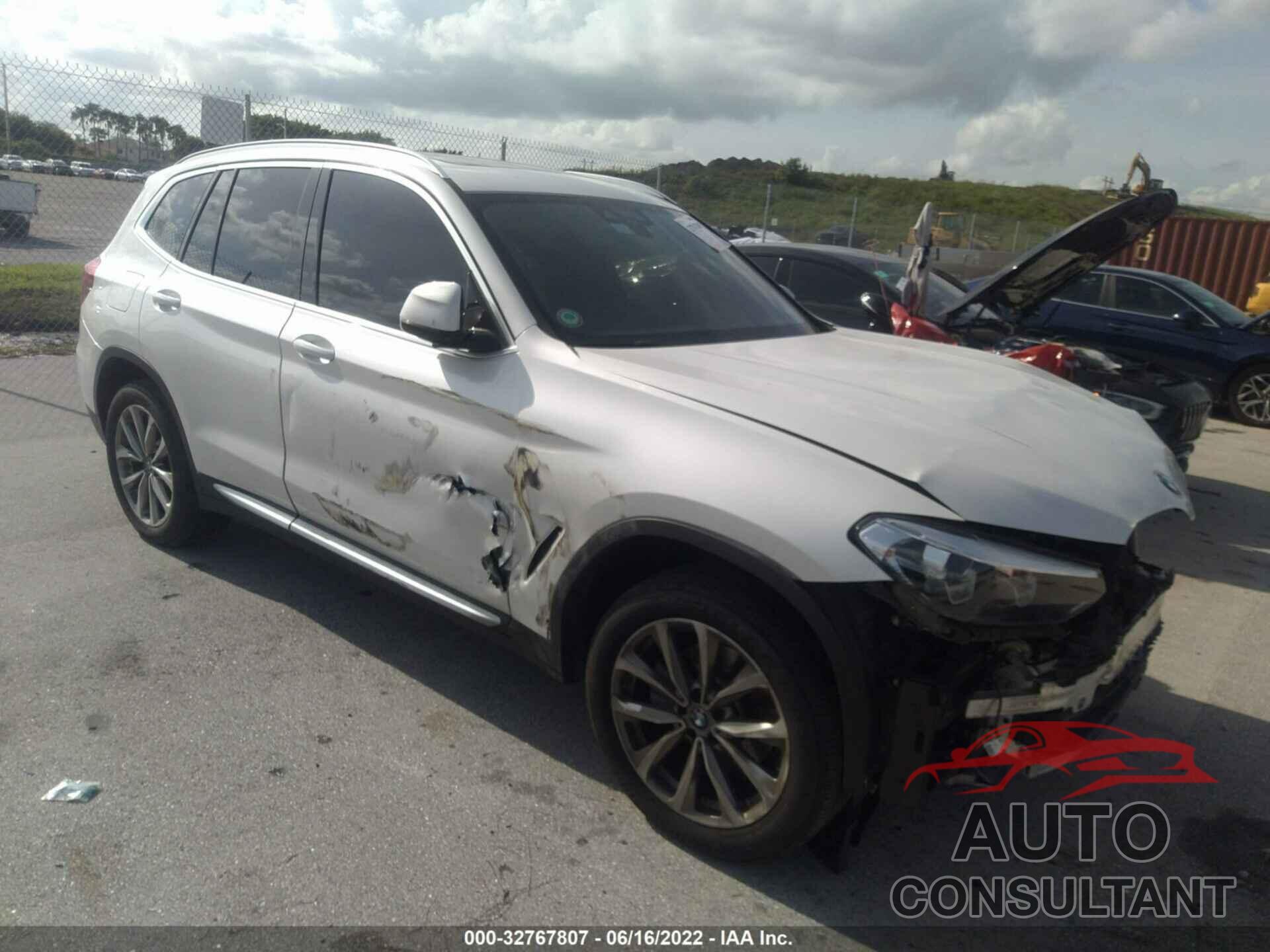 BMW X3 2019 - 5UXTR7C57KLF33159